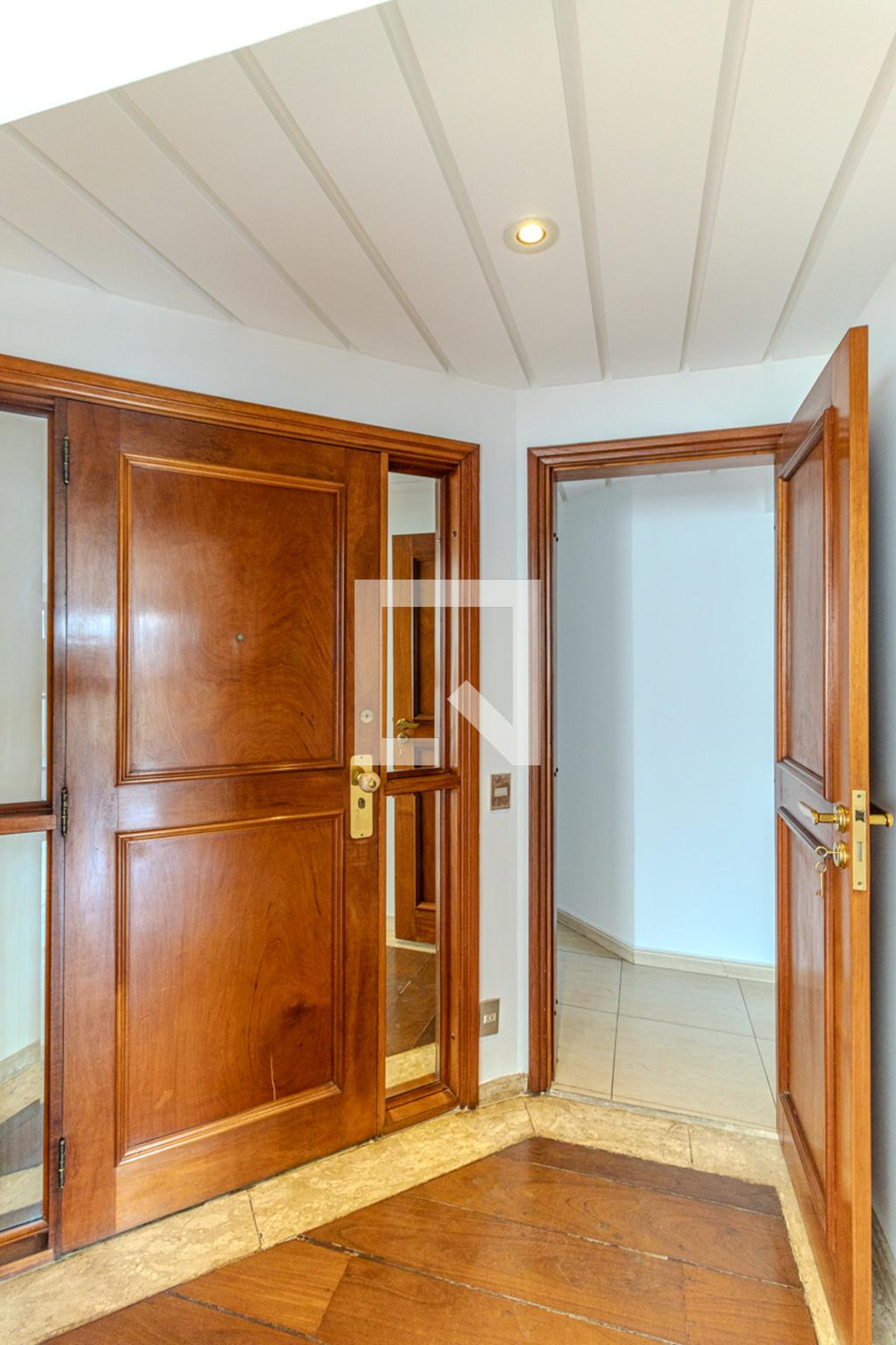 Entrada - Edifício Maison D'Argent