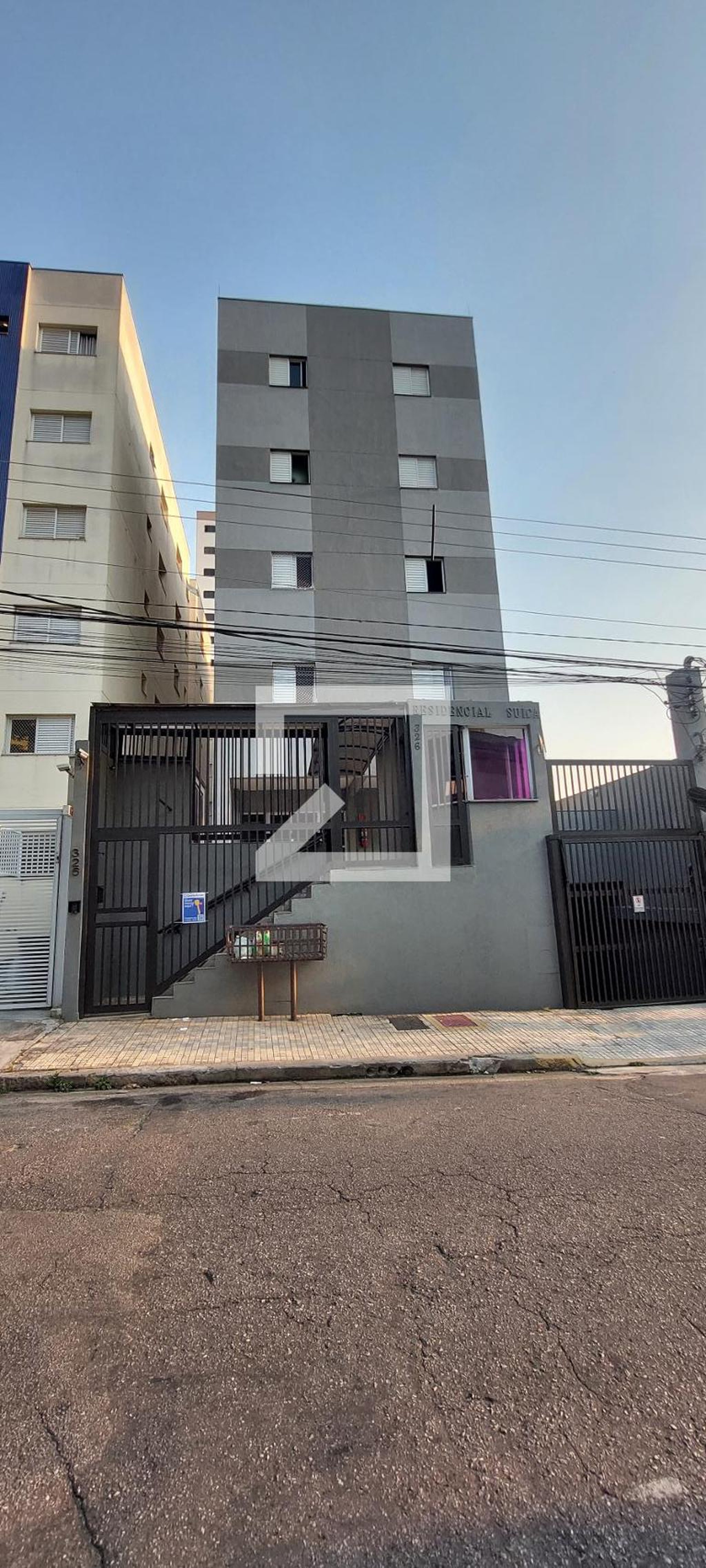 Fachada Residencial Suiça