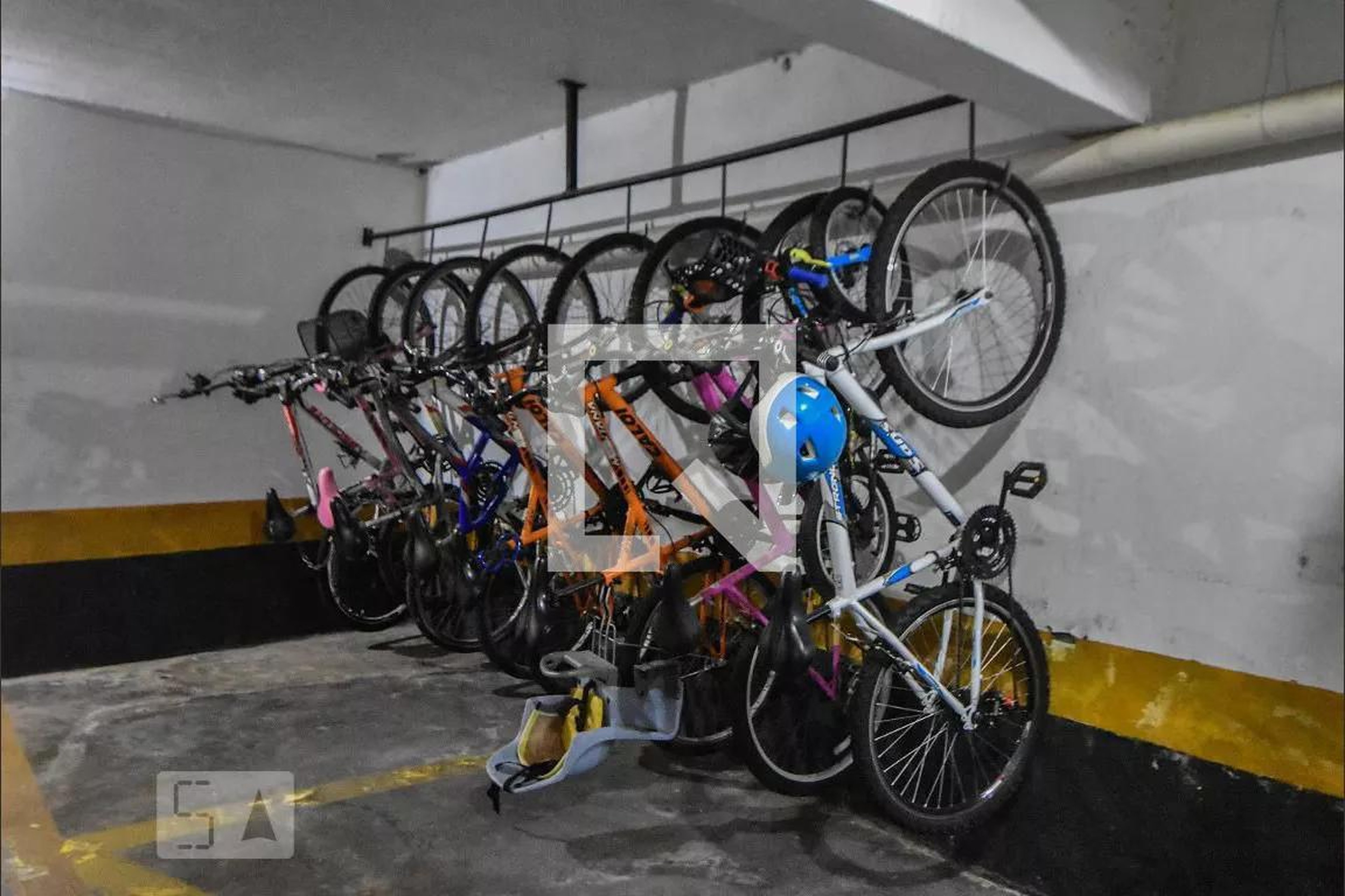 Bicicletario - Edifício Glaucia