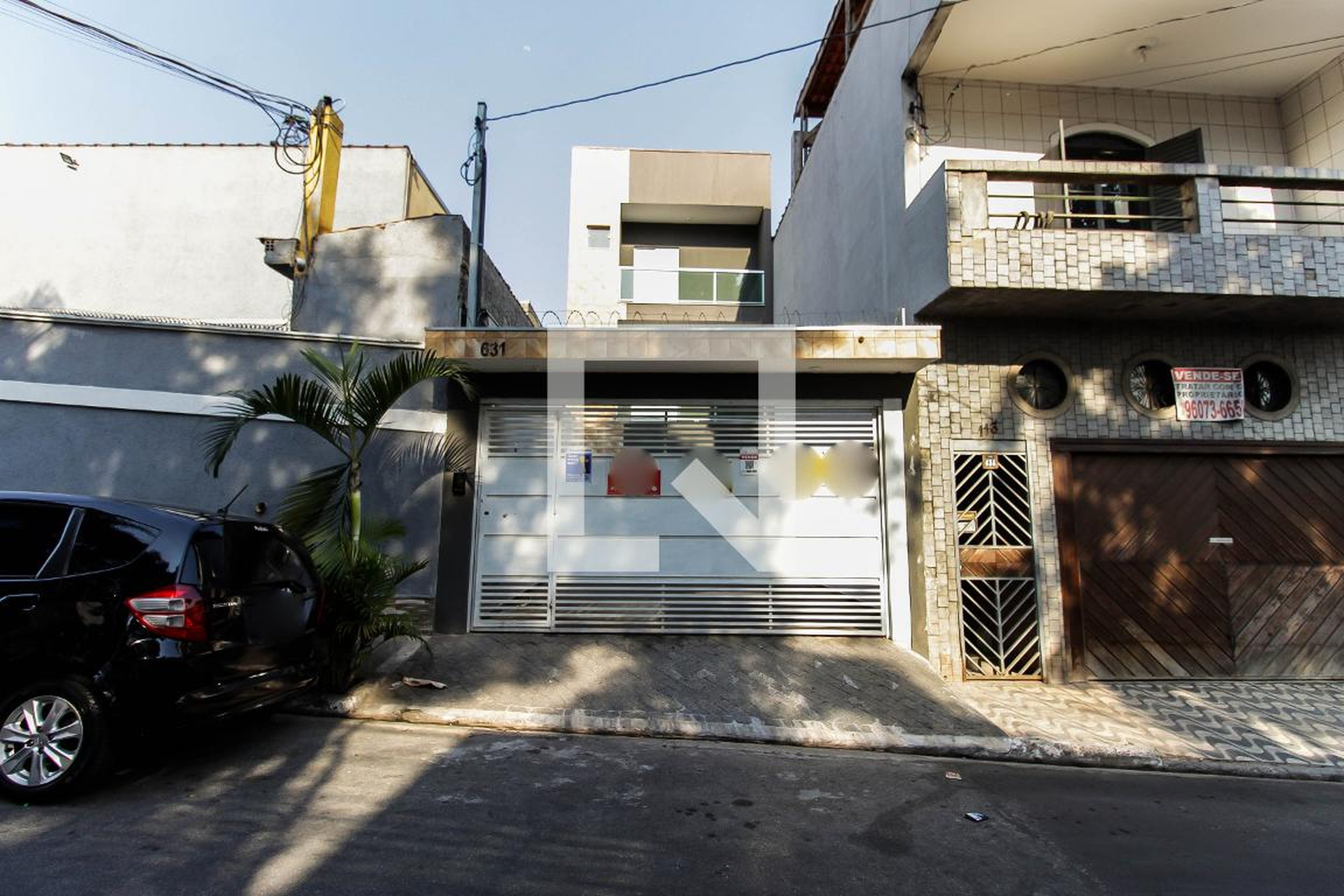 Fachada Condomínio em Rua Serra de Santa Marta, 631