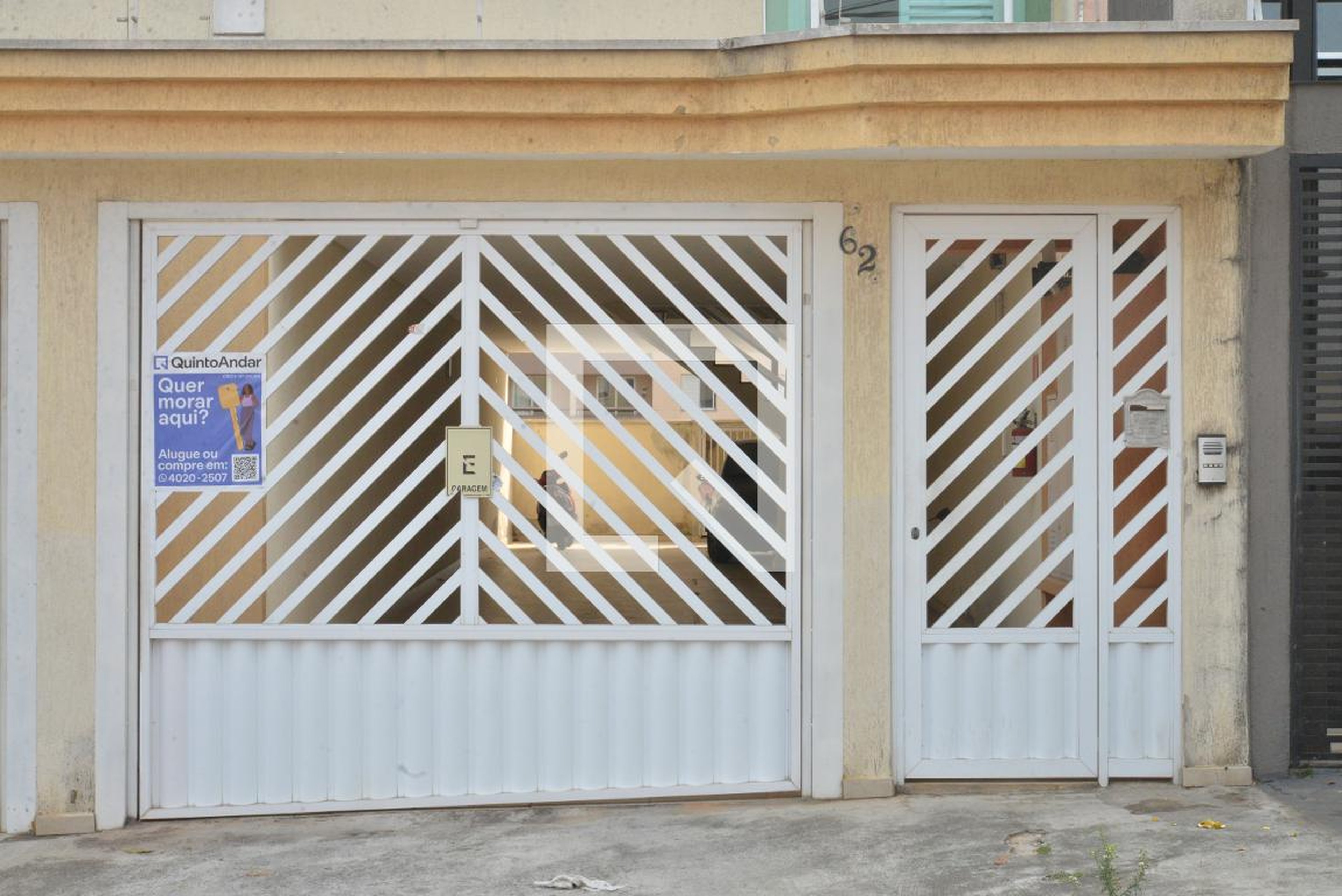 Fachada Condomínio em Rua Itabirito, 62