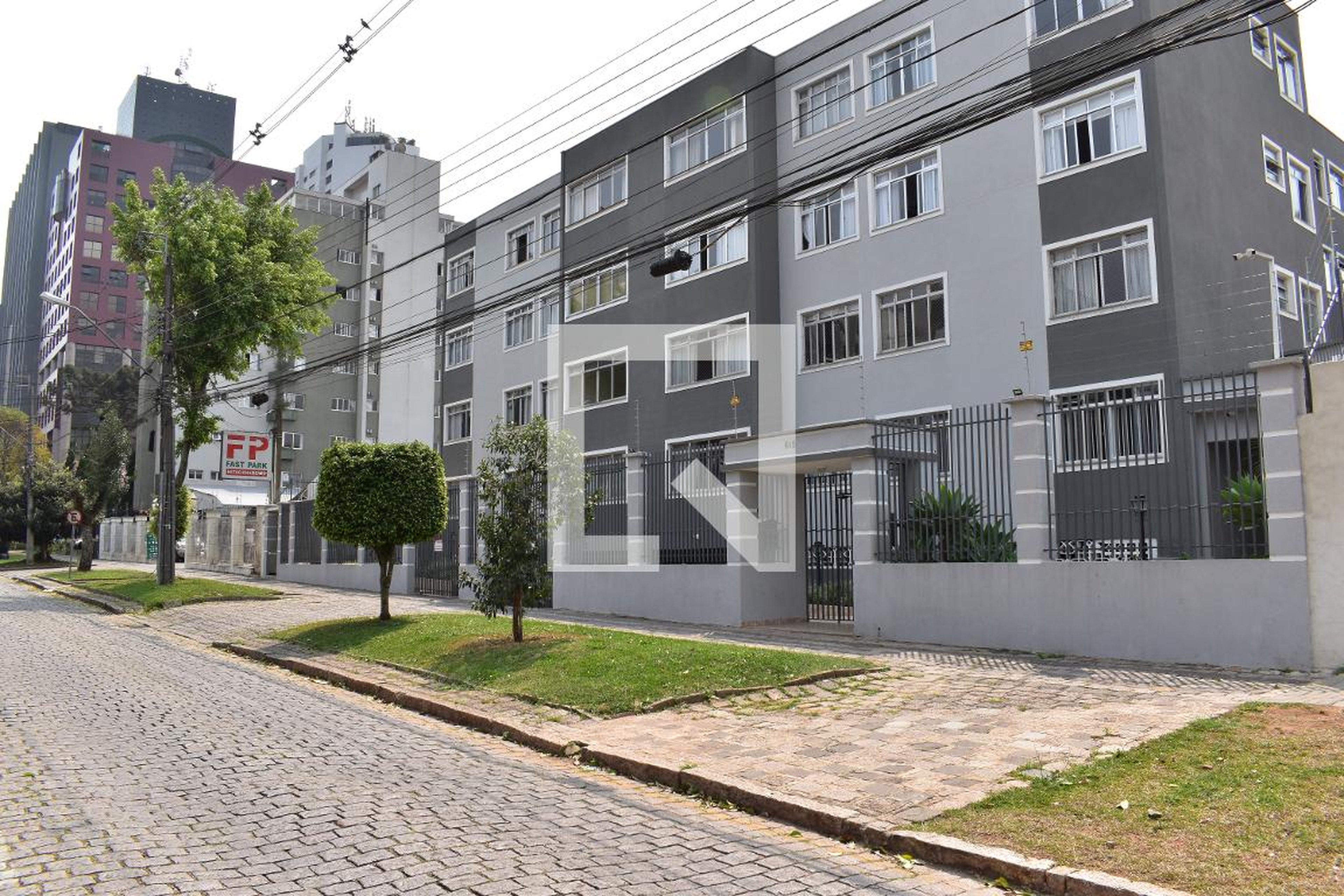 Fachada do condomínio Condomínio em Rua Pasteur, 615