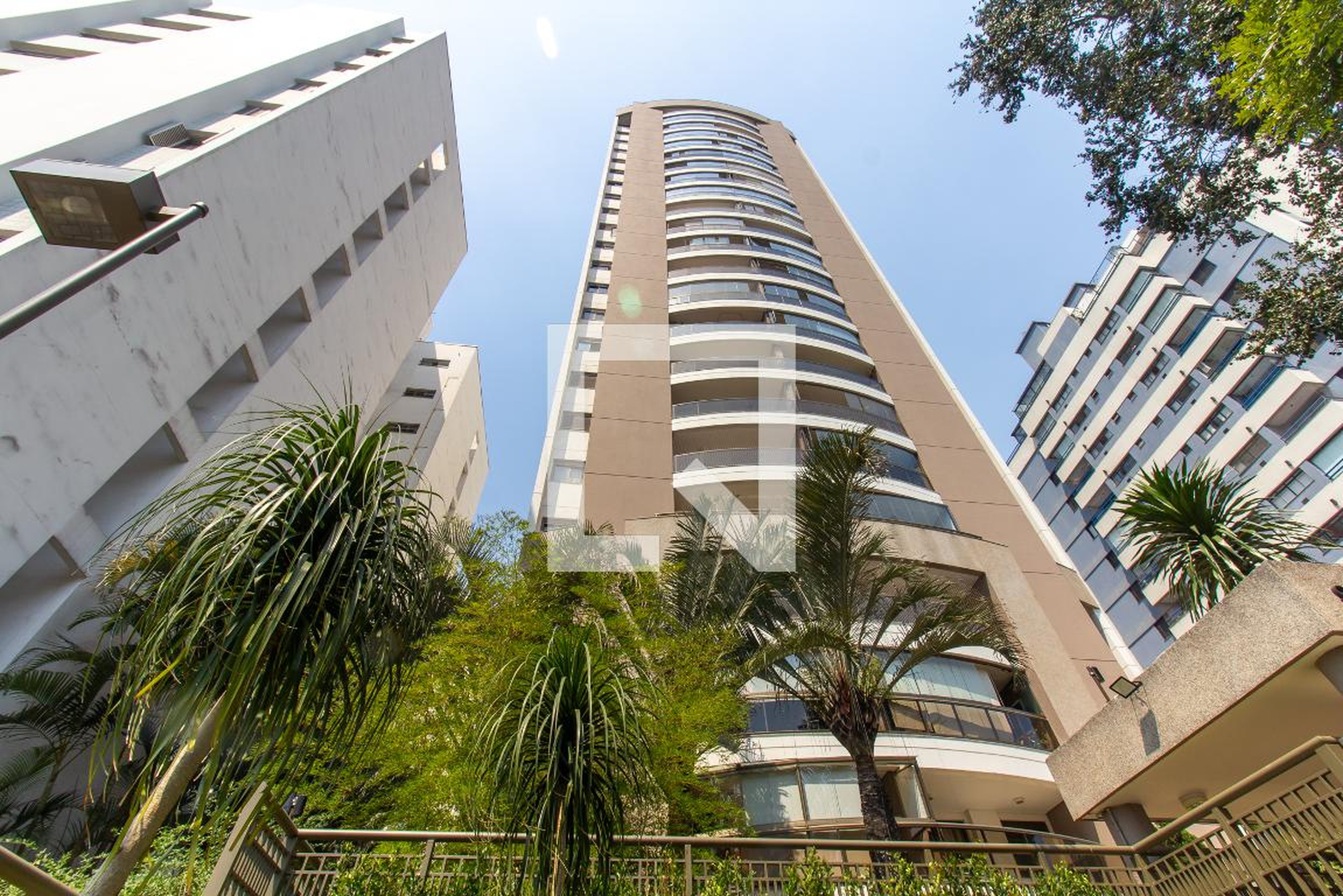 Fachada do Prédio Condomínio Girassois Perdizes