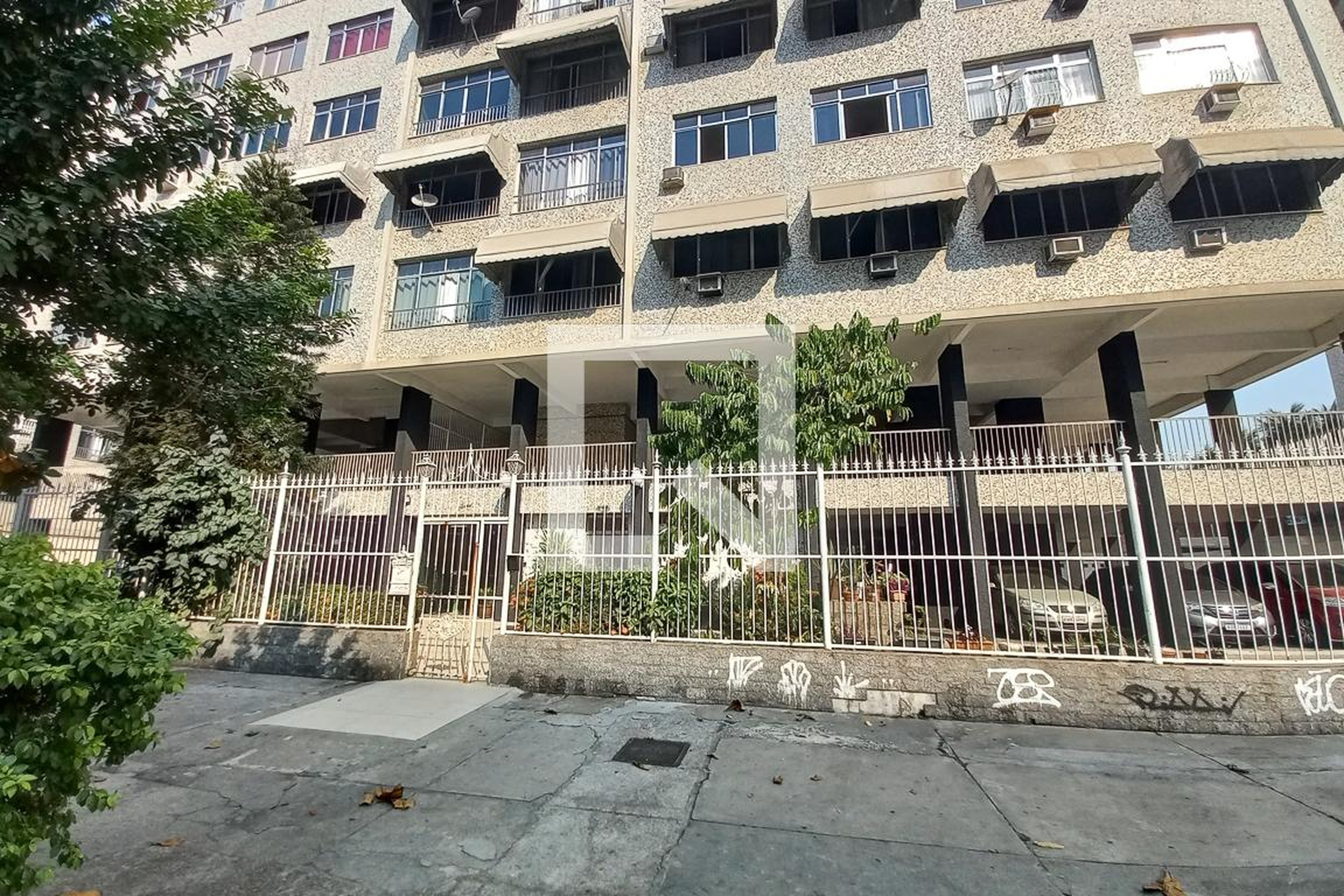 Fachada do Condomínio Condomínio Araribóia