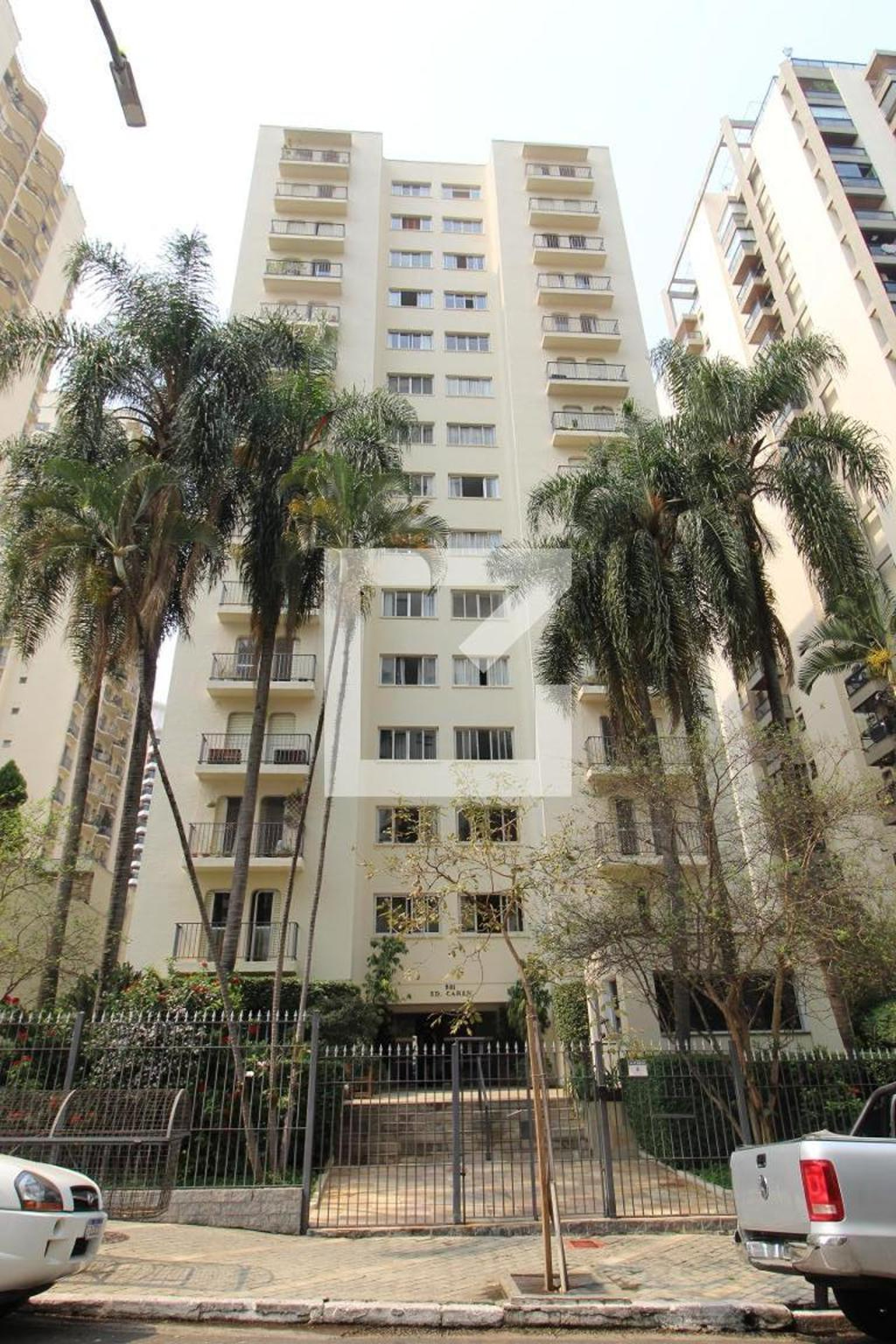 Fachada do Prédio Edifício Caren