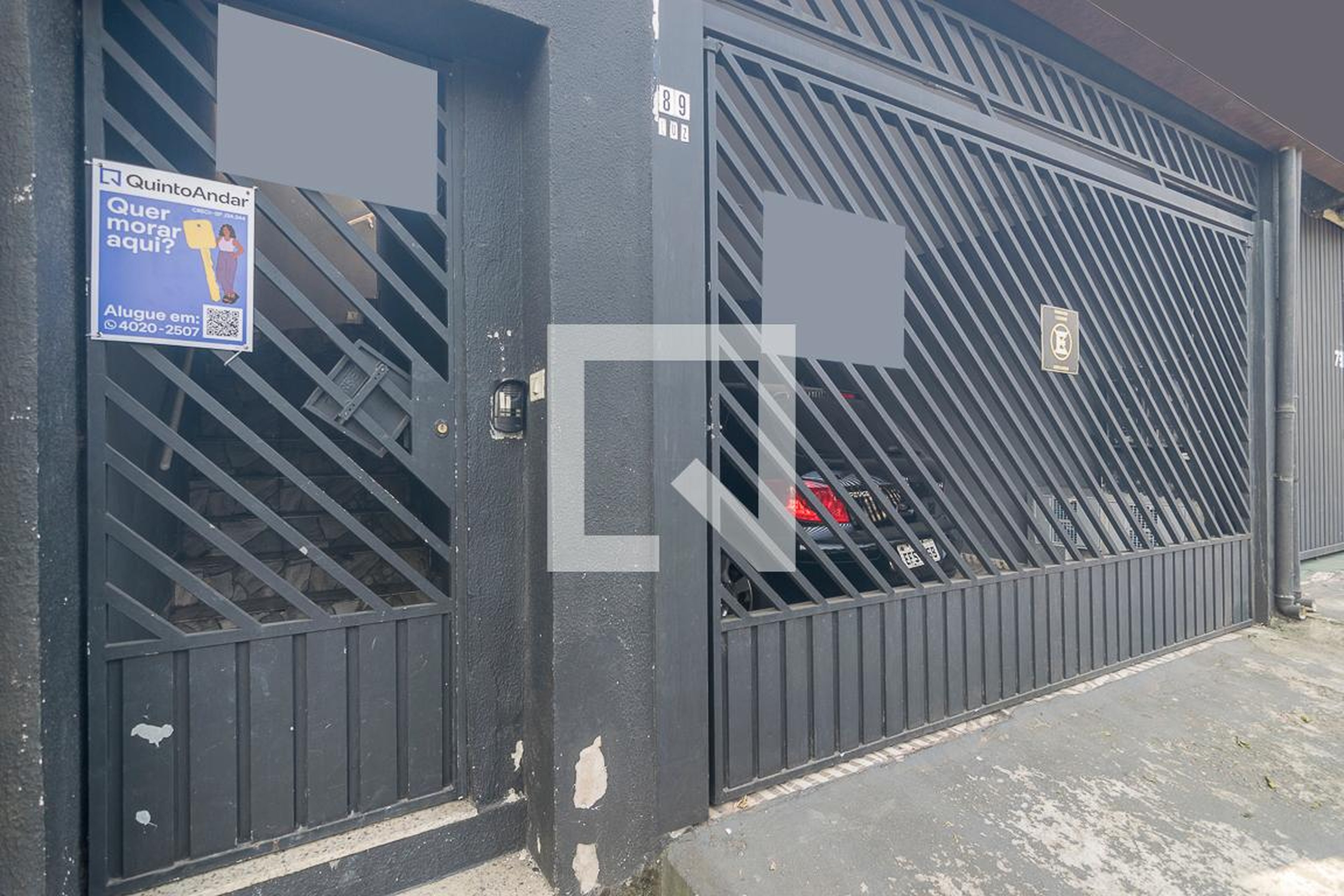 Fachada Condomínio em Rua Oliveira Pinto, 71