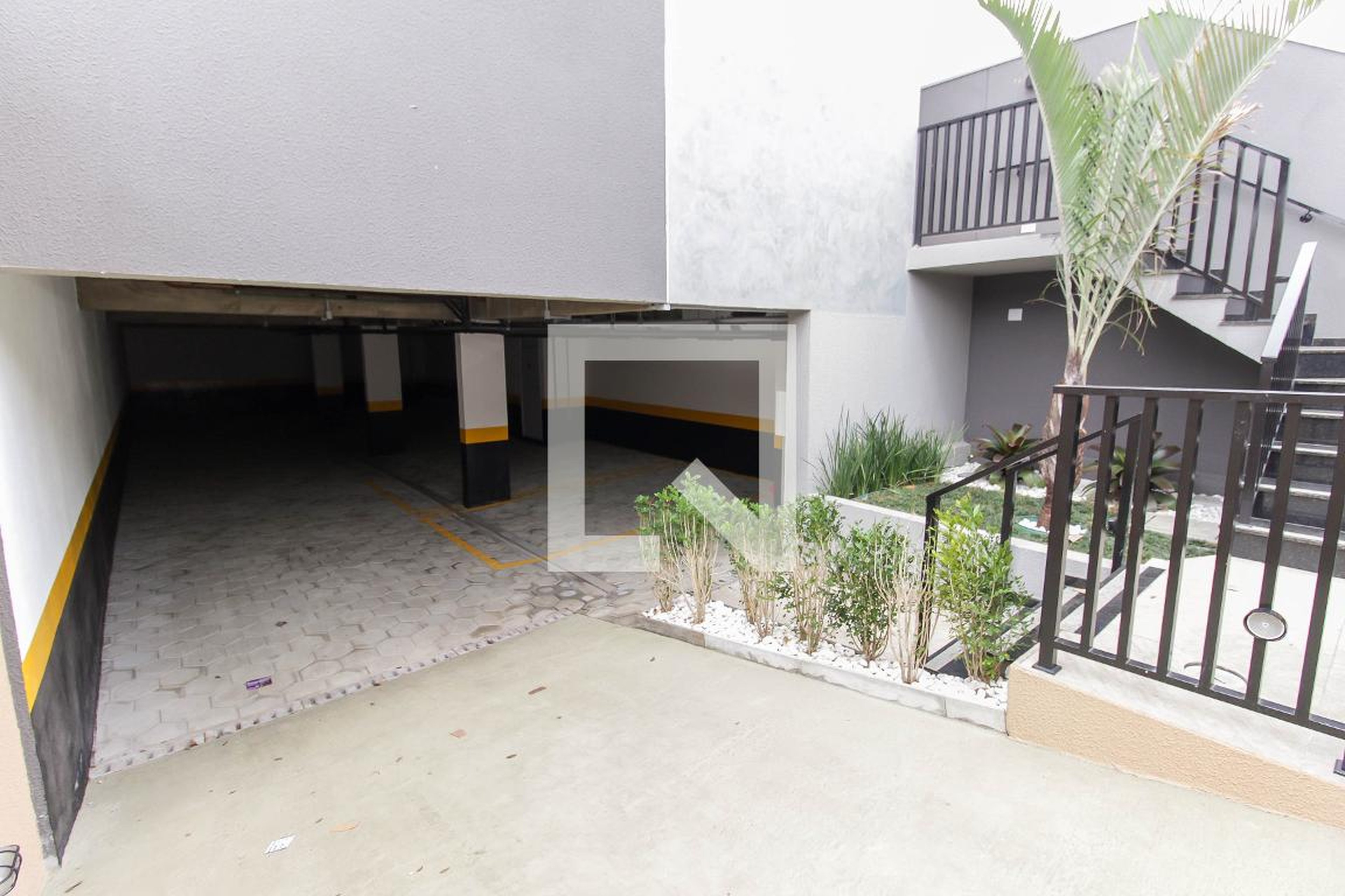 Estacionamento - Residencial Santiago