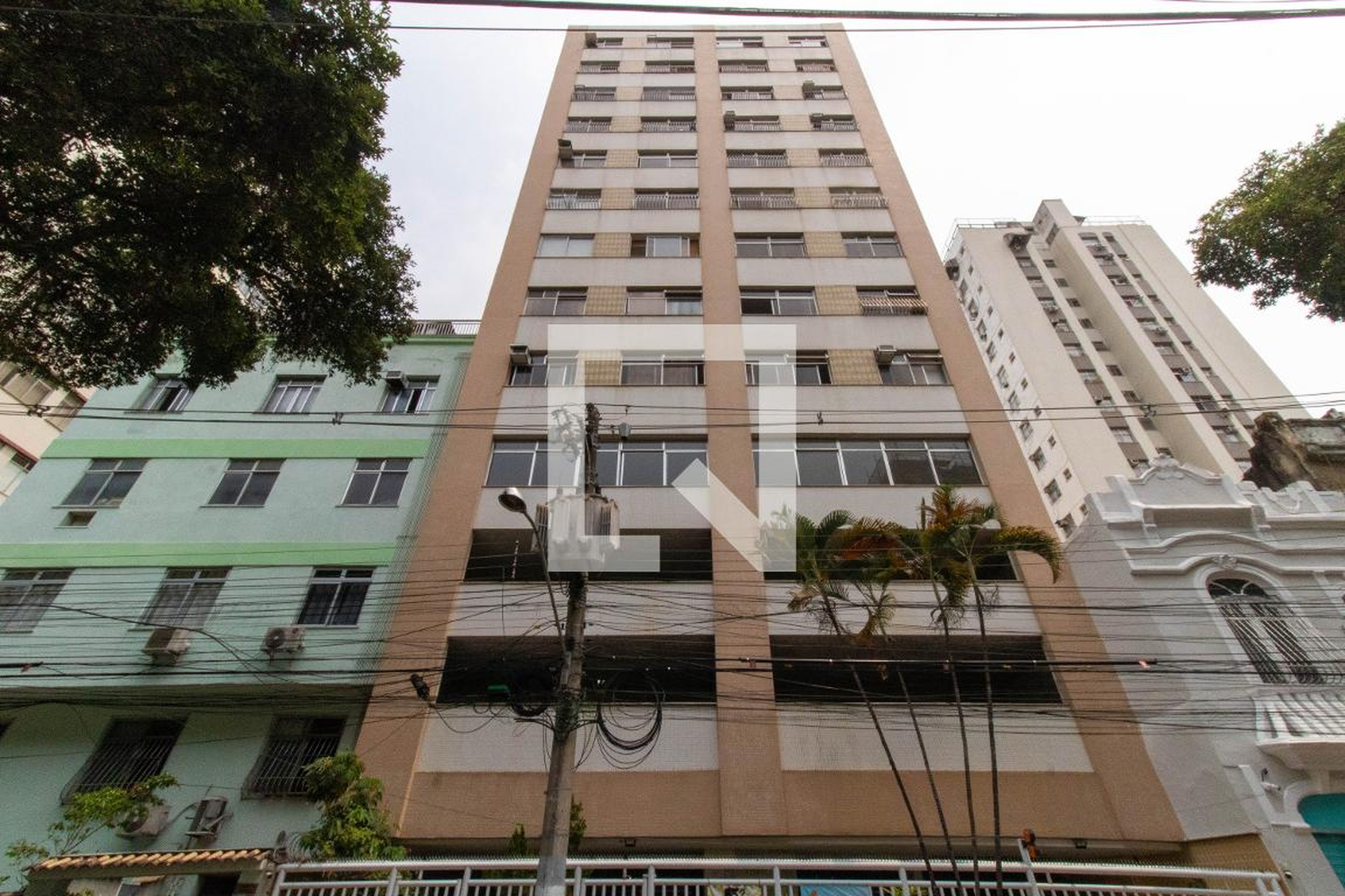 Fachada Edifício Dona Glória