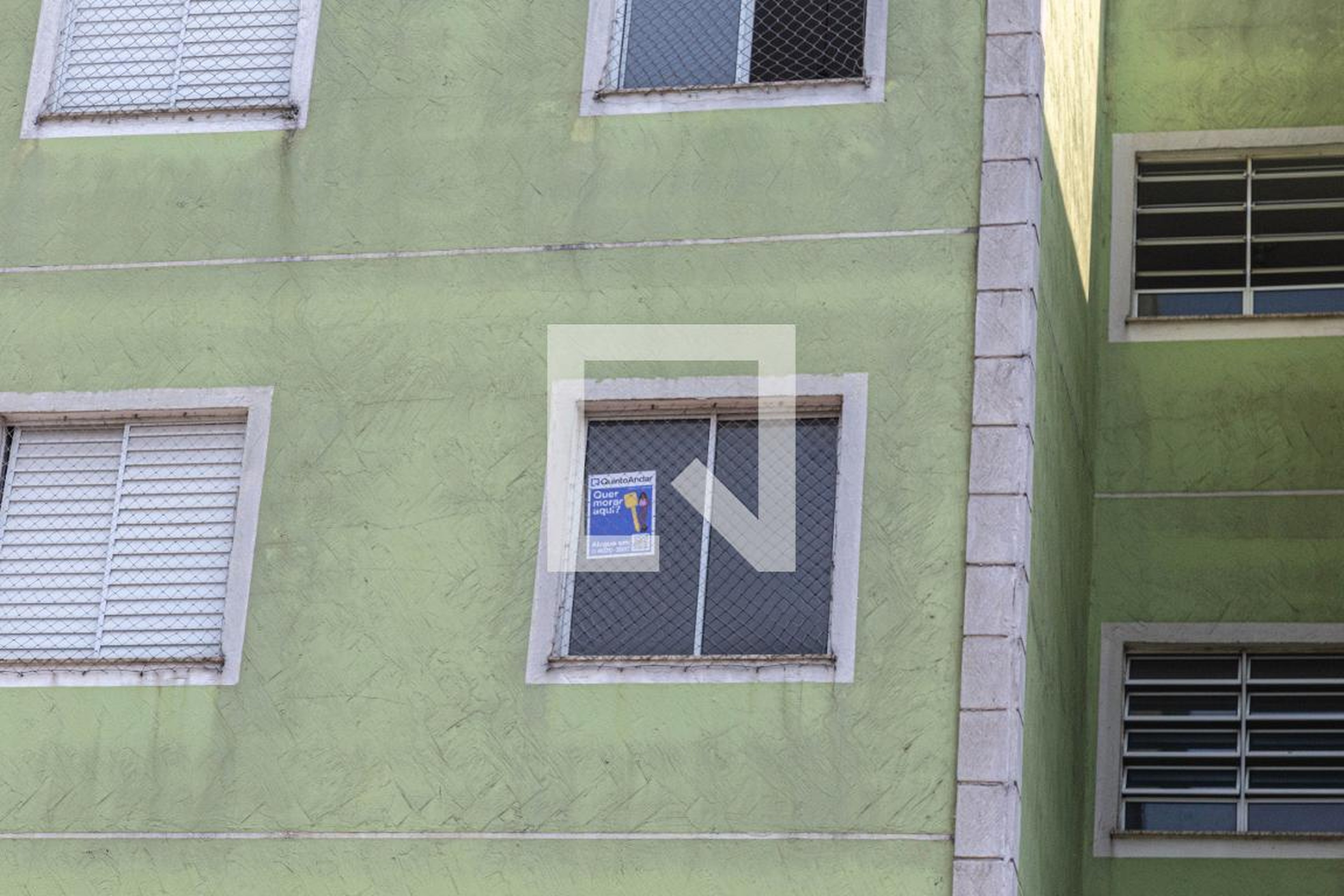 Fachada Condomínio em Rua Orlando Ramos, 301