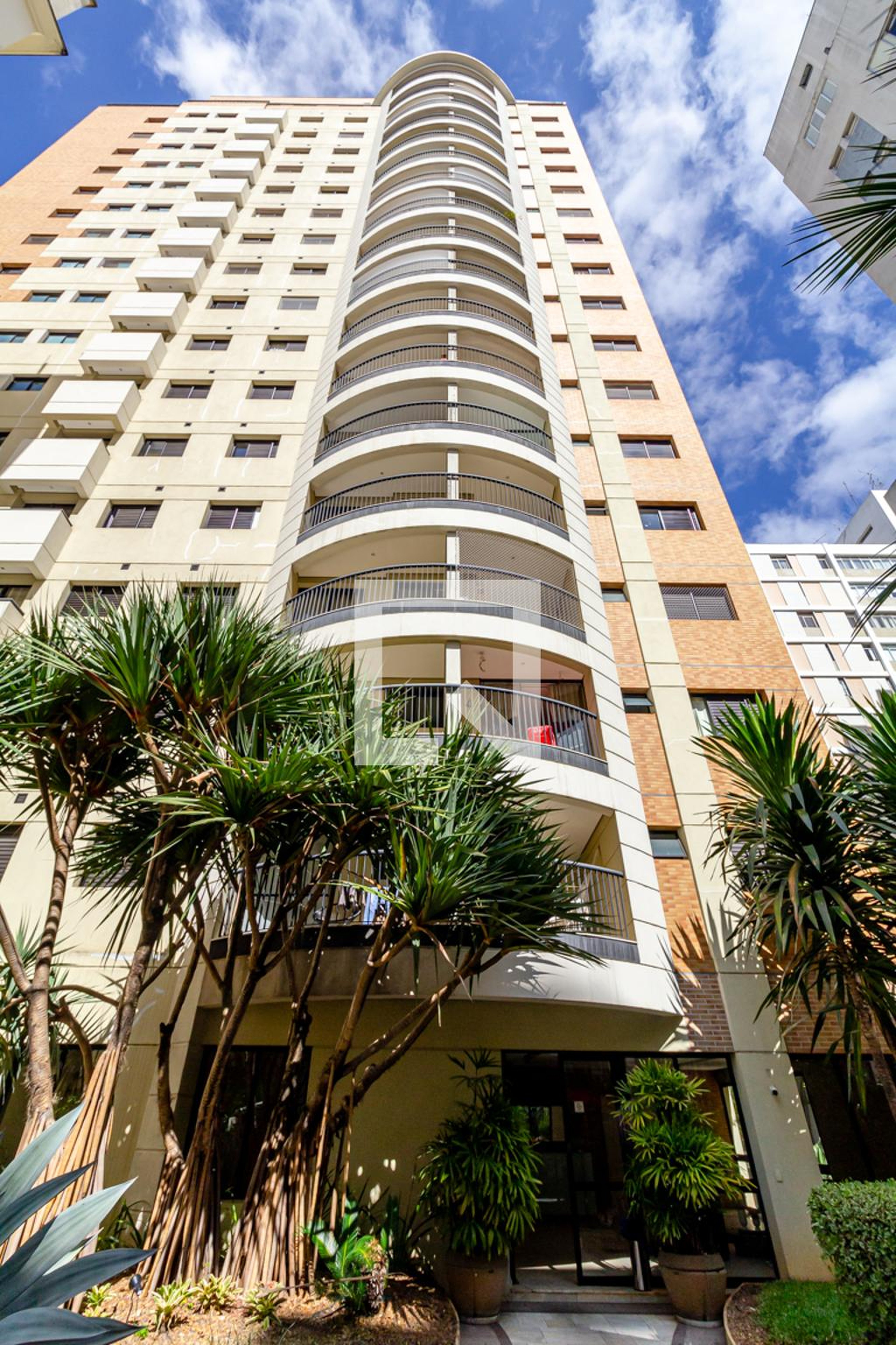 Fachada Condomínio Neoclass Helbor Higienópolis