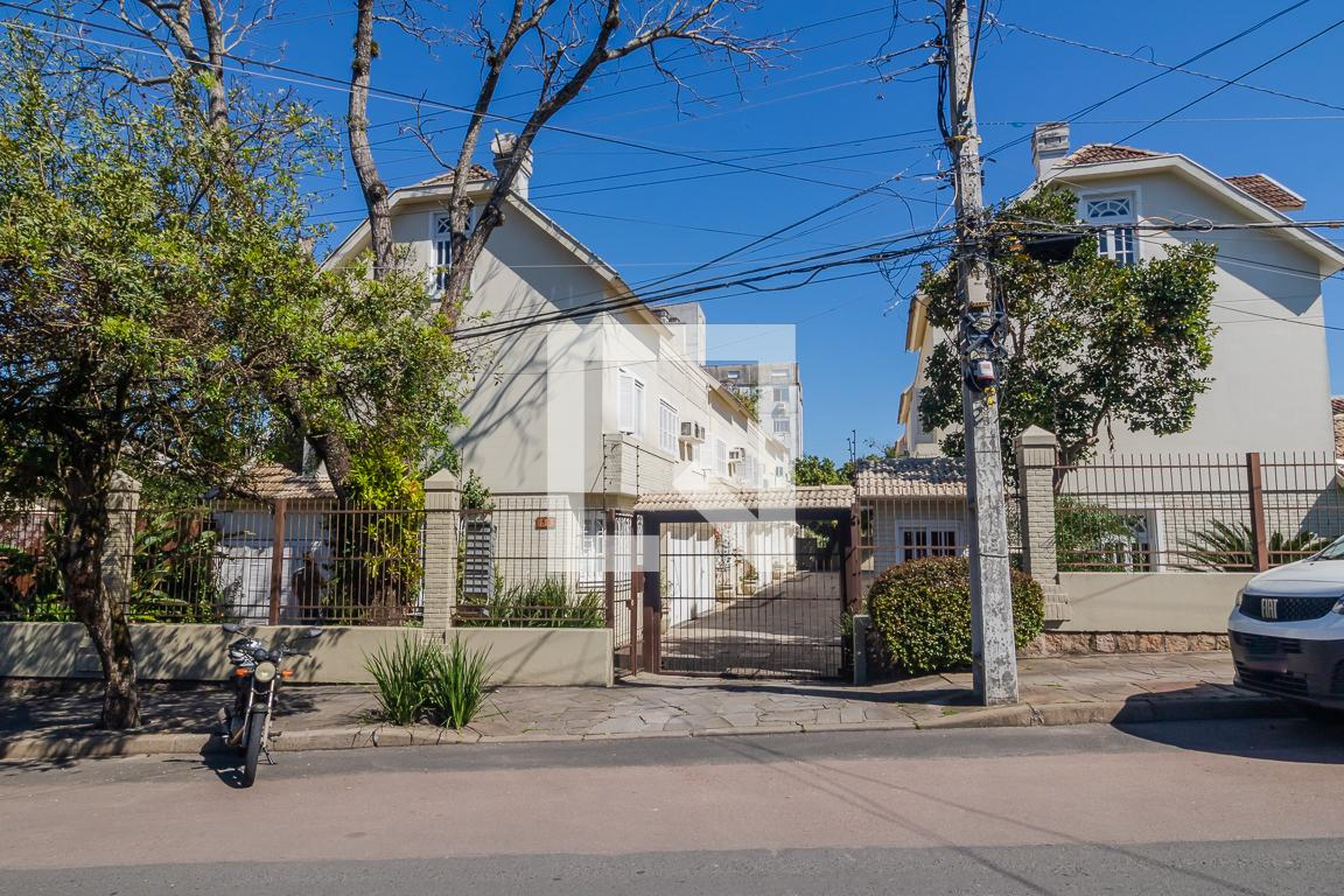 Fachada do Condomínio Condomínio em Travessa Alfredo Magalhães, 51