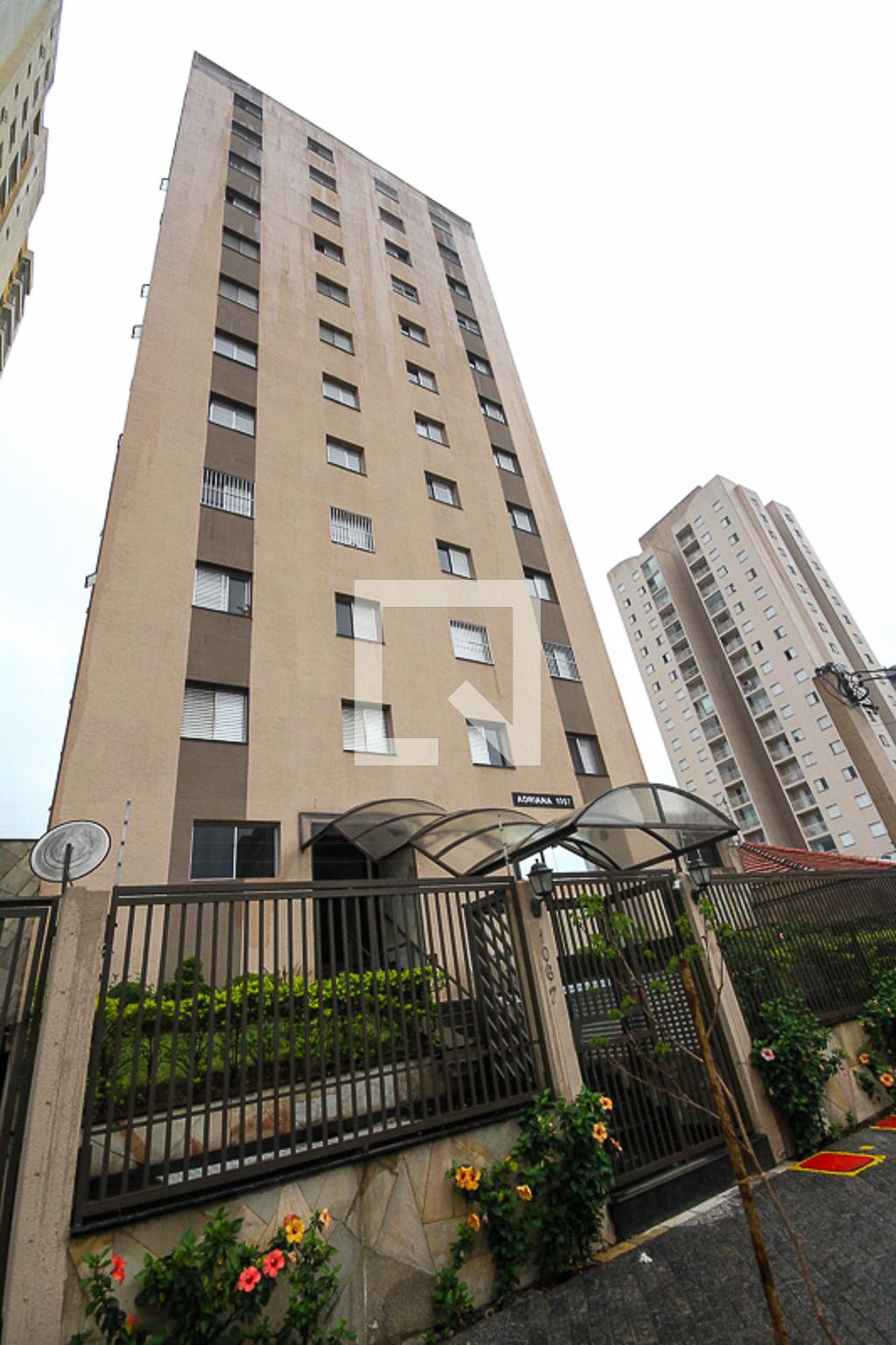 Fachada Condomínio Adriana