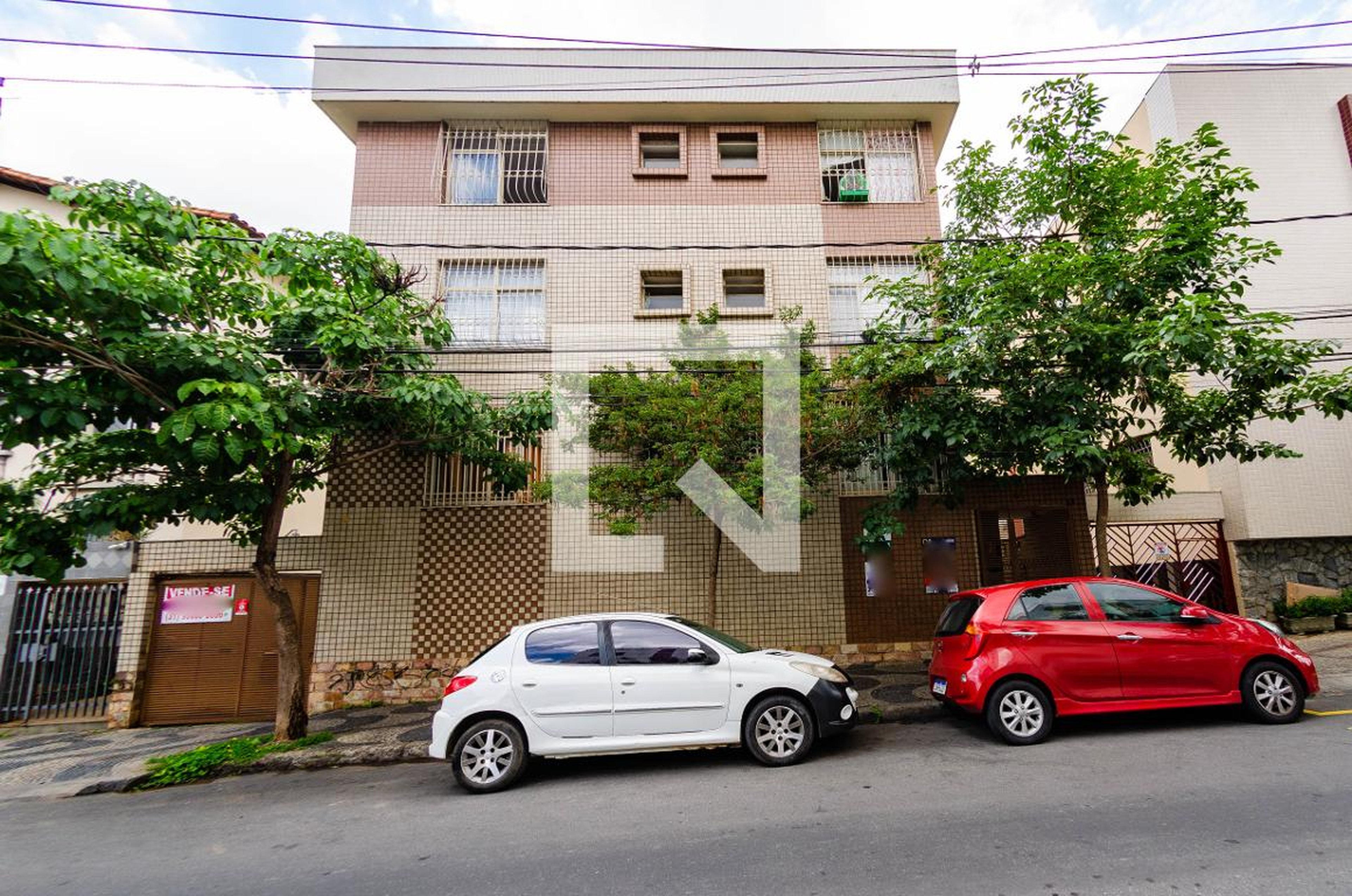 Fachada Condomínio em Rua Dom Joaquim Silvério, 671