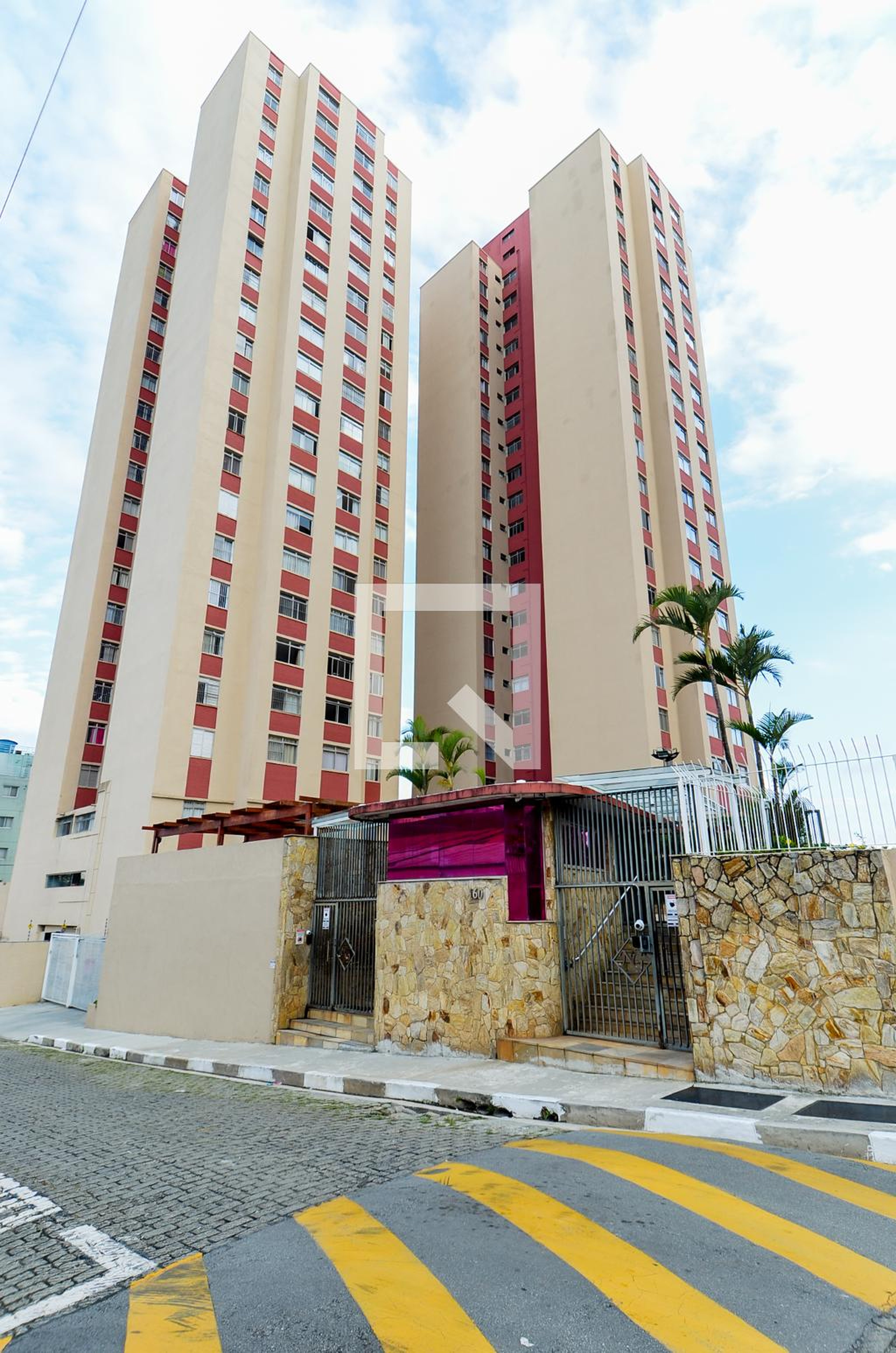 Fachada do Condomínio Residencial Nova Guarulhos