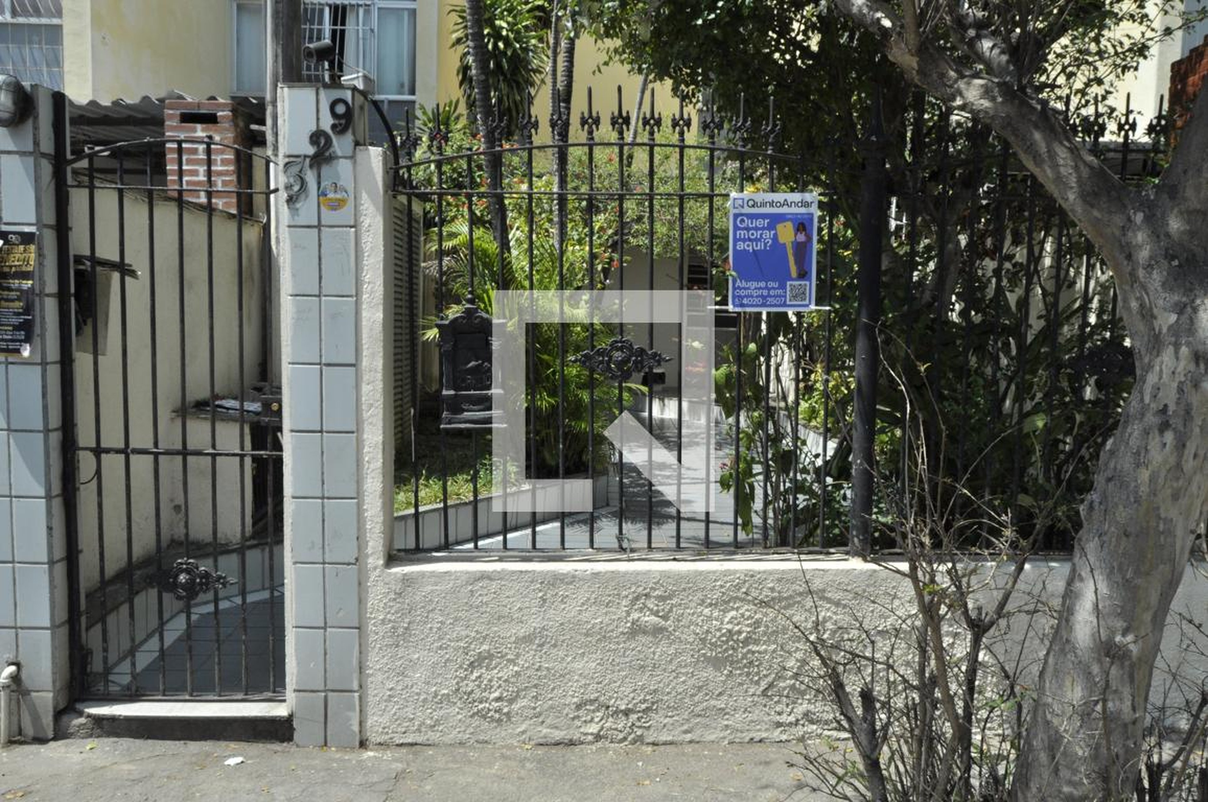 Fachada Condomínio em Rua Mario Carpenter, 329