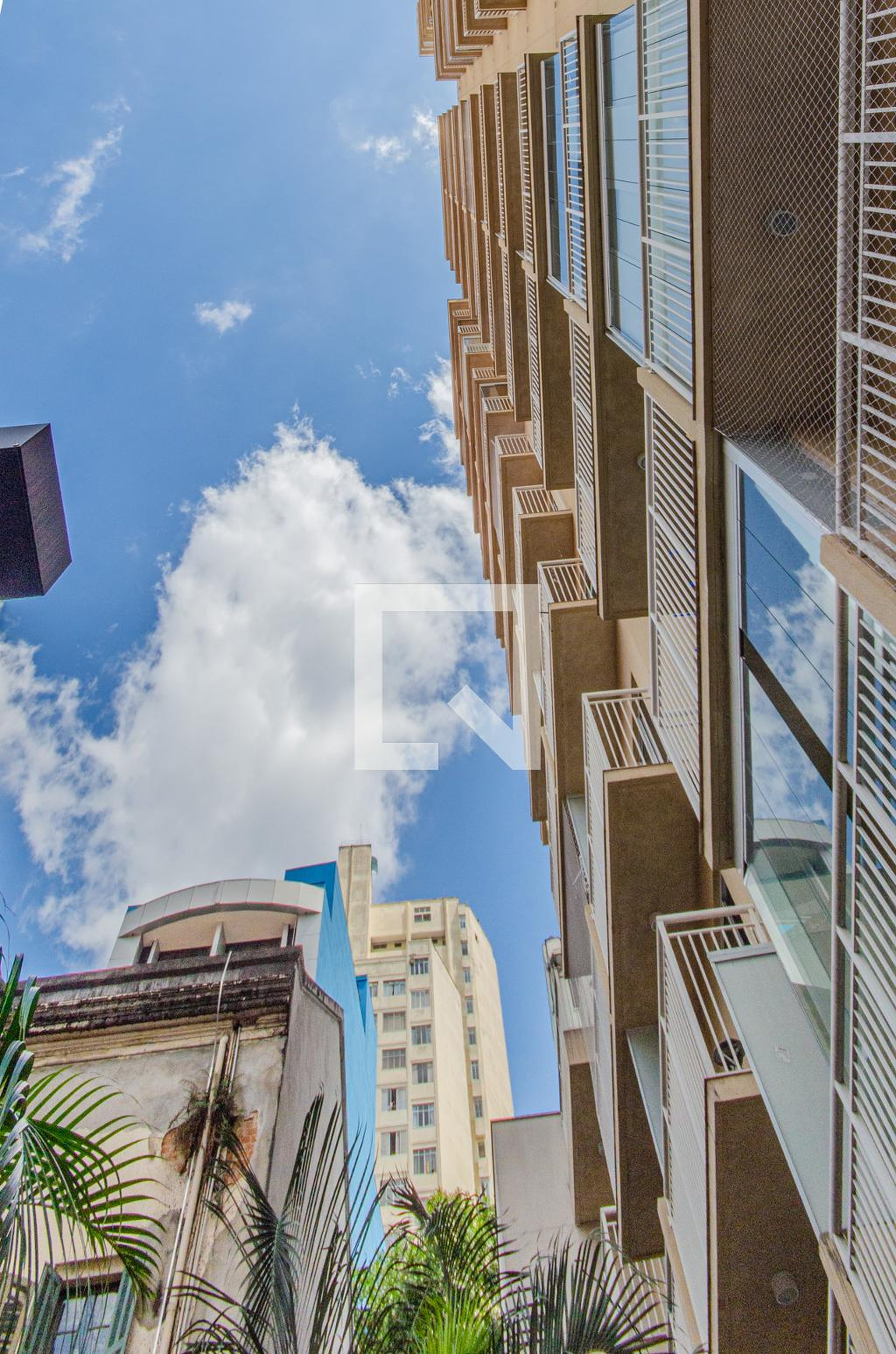 Fachada do Prédio Condomínio em Rua da Glória, 103