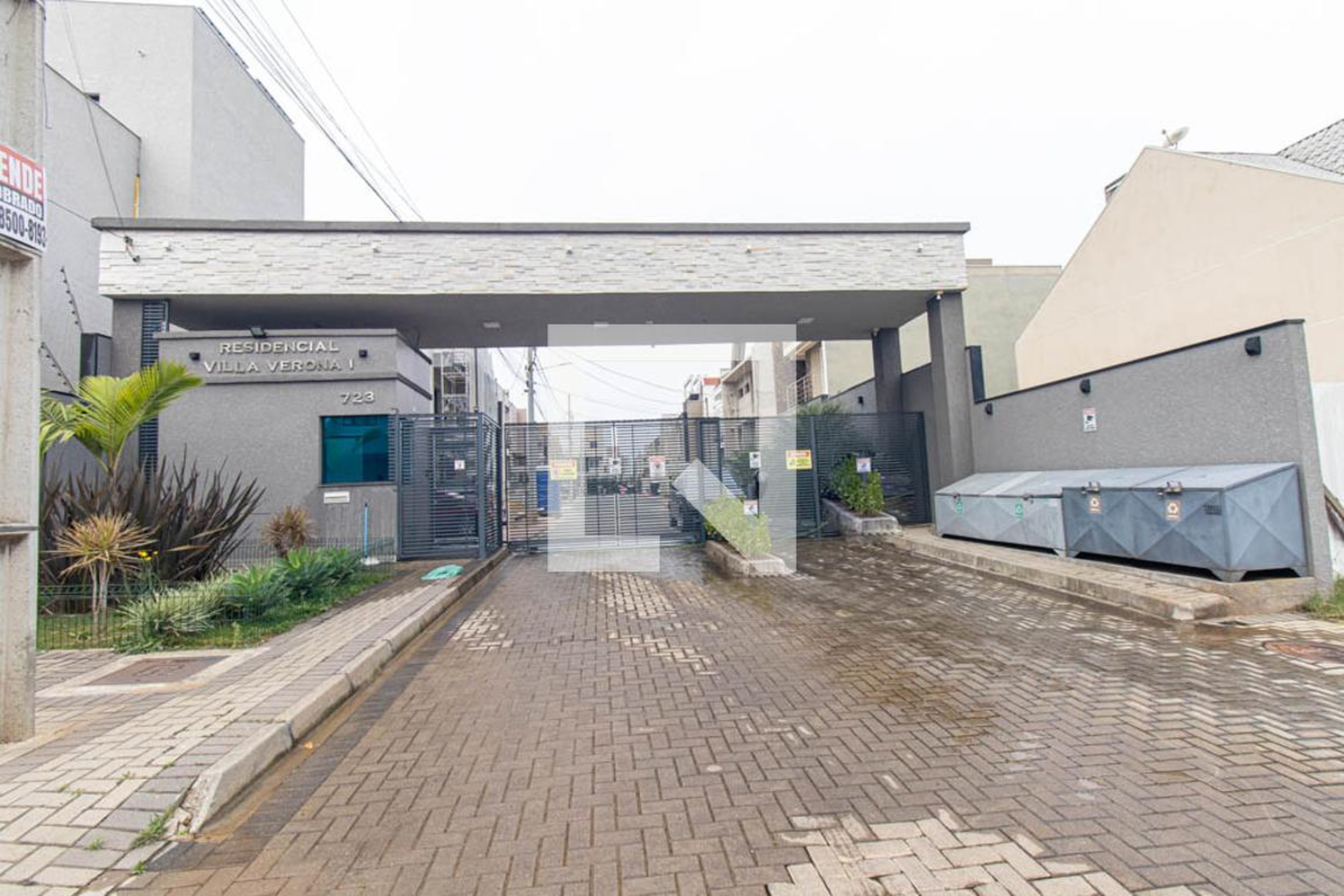 Fachada Condomínio em Rua Primo Lourenço Tosin, 723