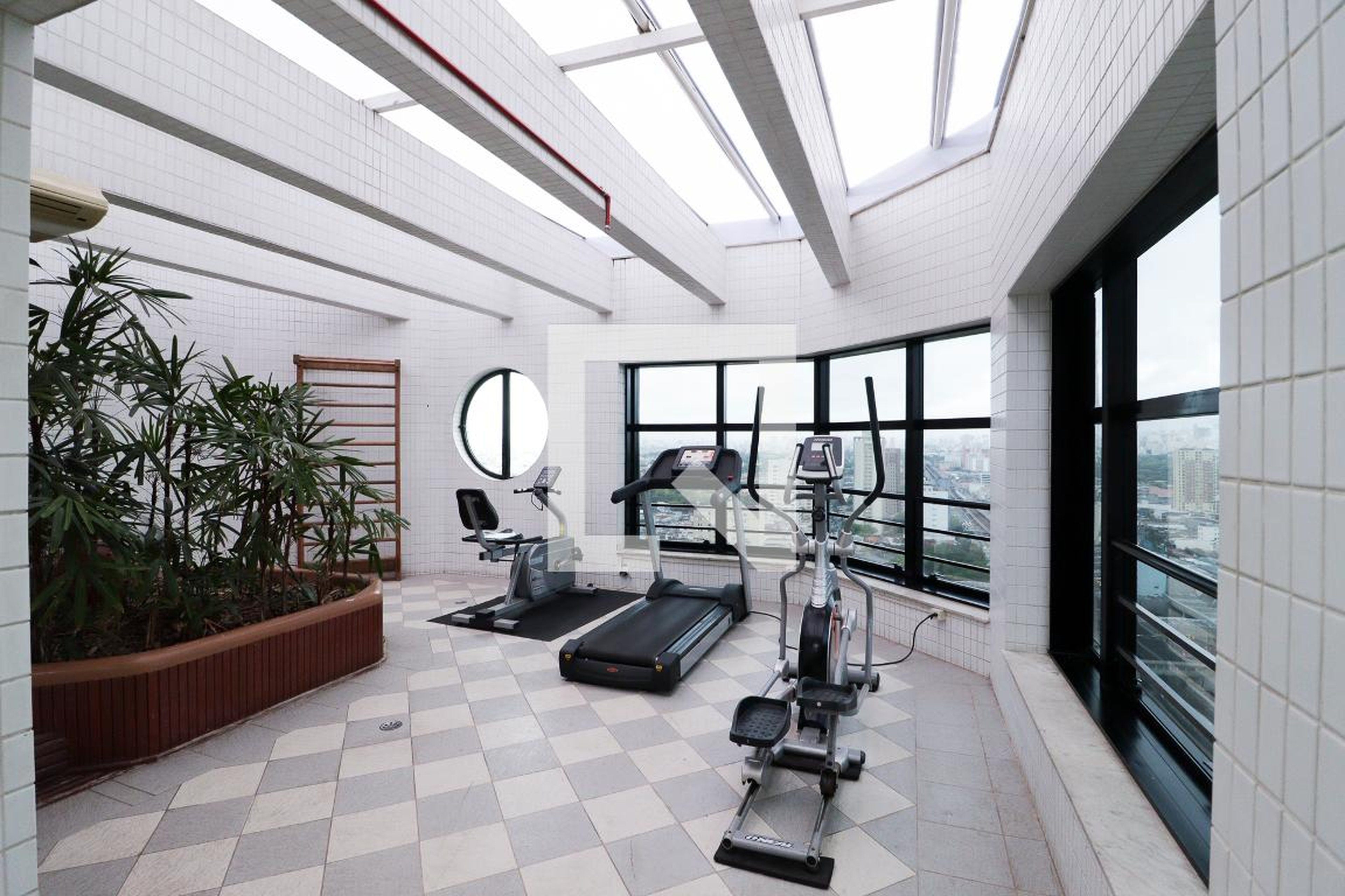 Academia - Brasília Santana Gold Flat