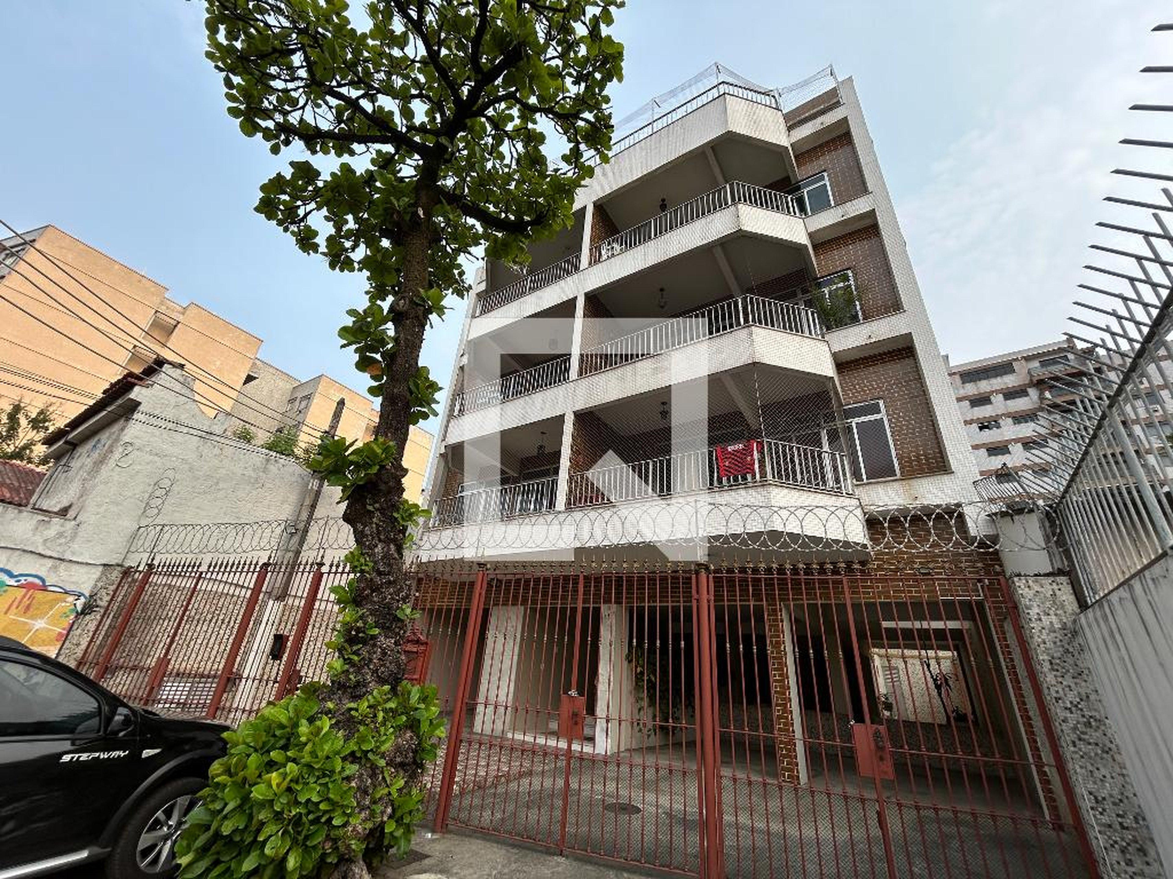 Fachada Condomínio em Rua Borja Reis, 147