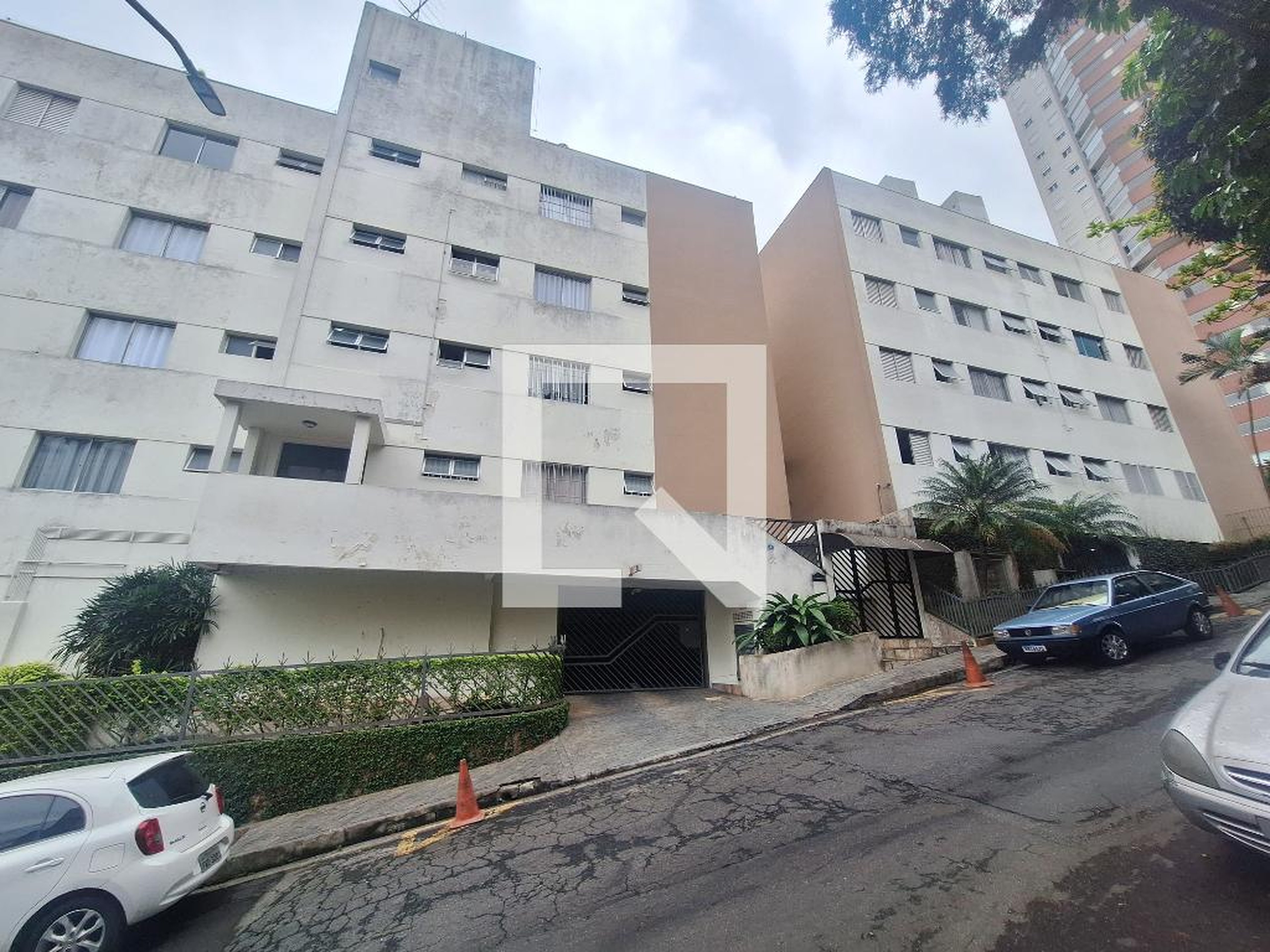 Fachada Condomínio em Rua Soldado Antônio Caetano de Souza Filho, 36