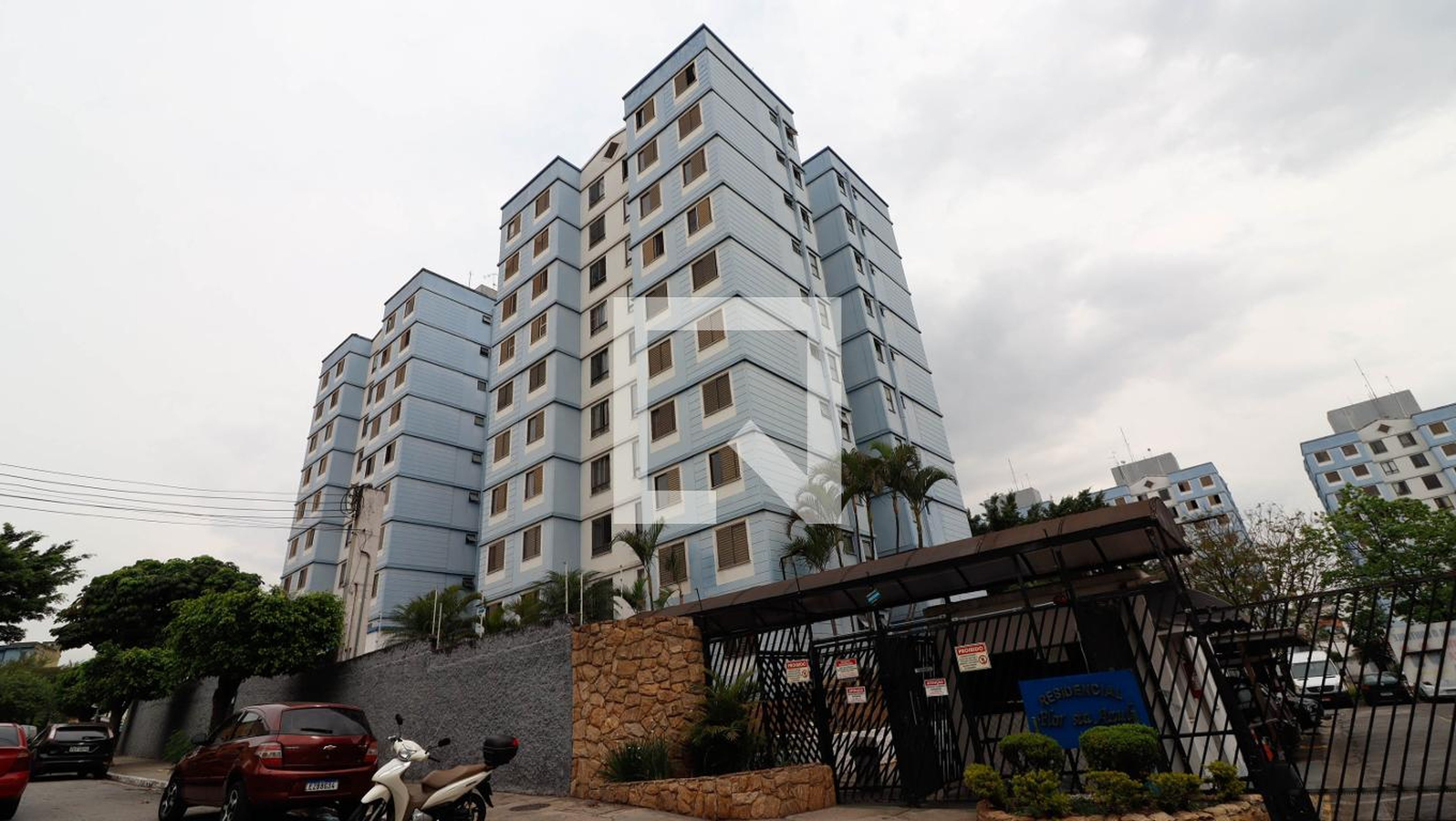 Fachada do Prédio Condomínio Floresta Azul