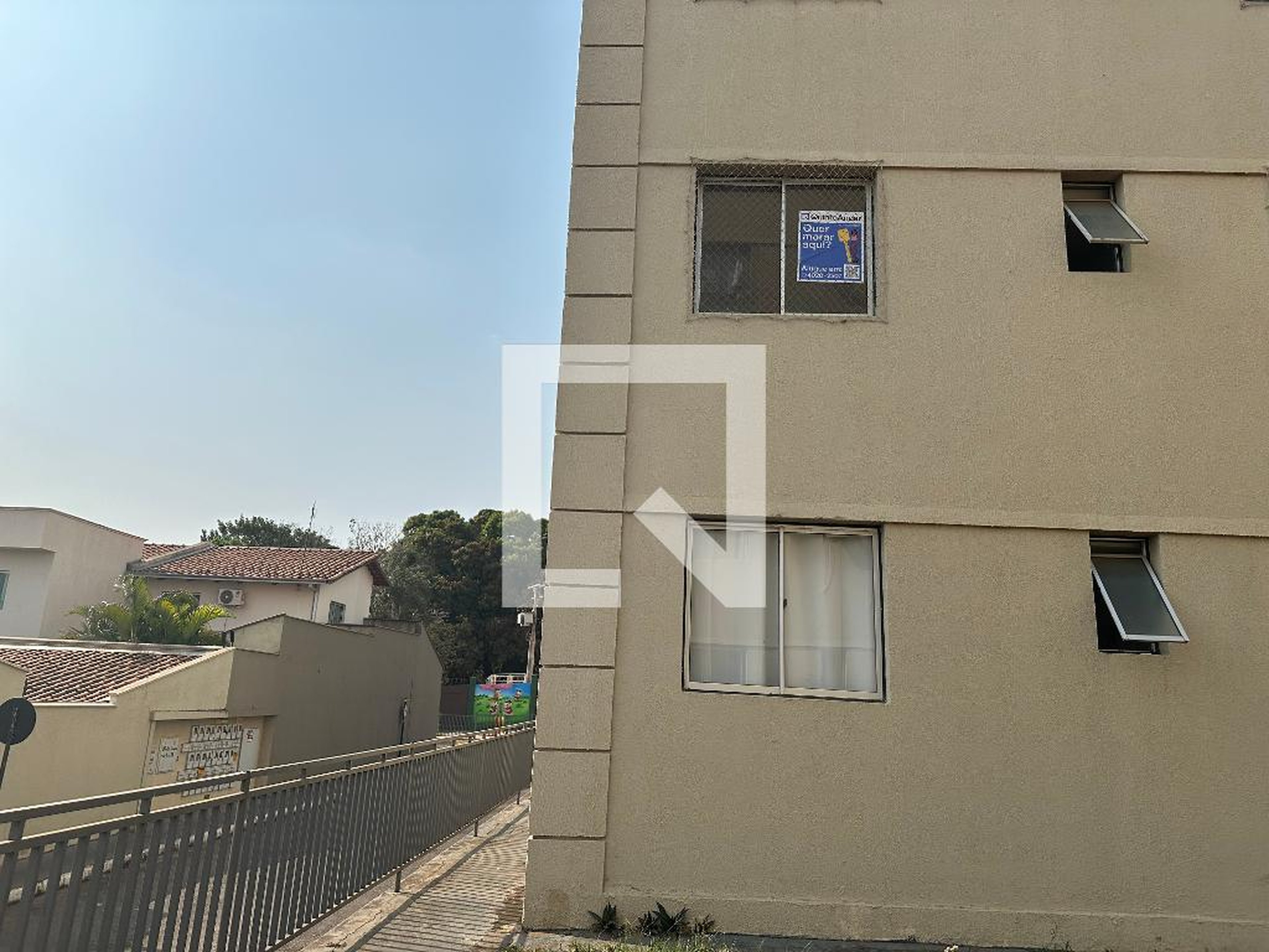 Fachada Condomínio em Rua X-5, 452