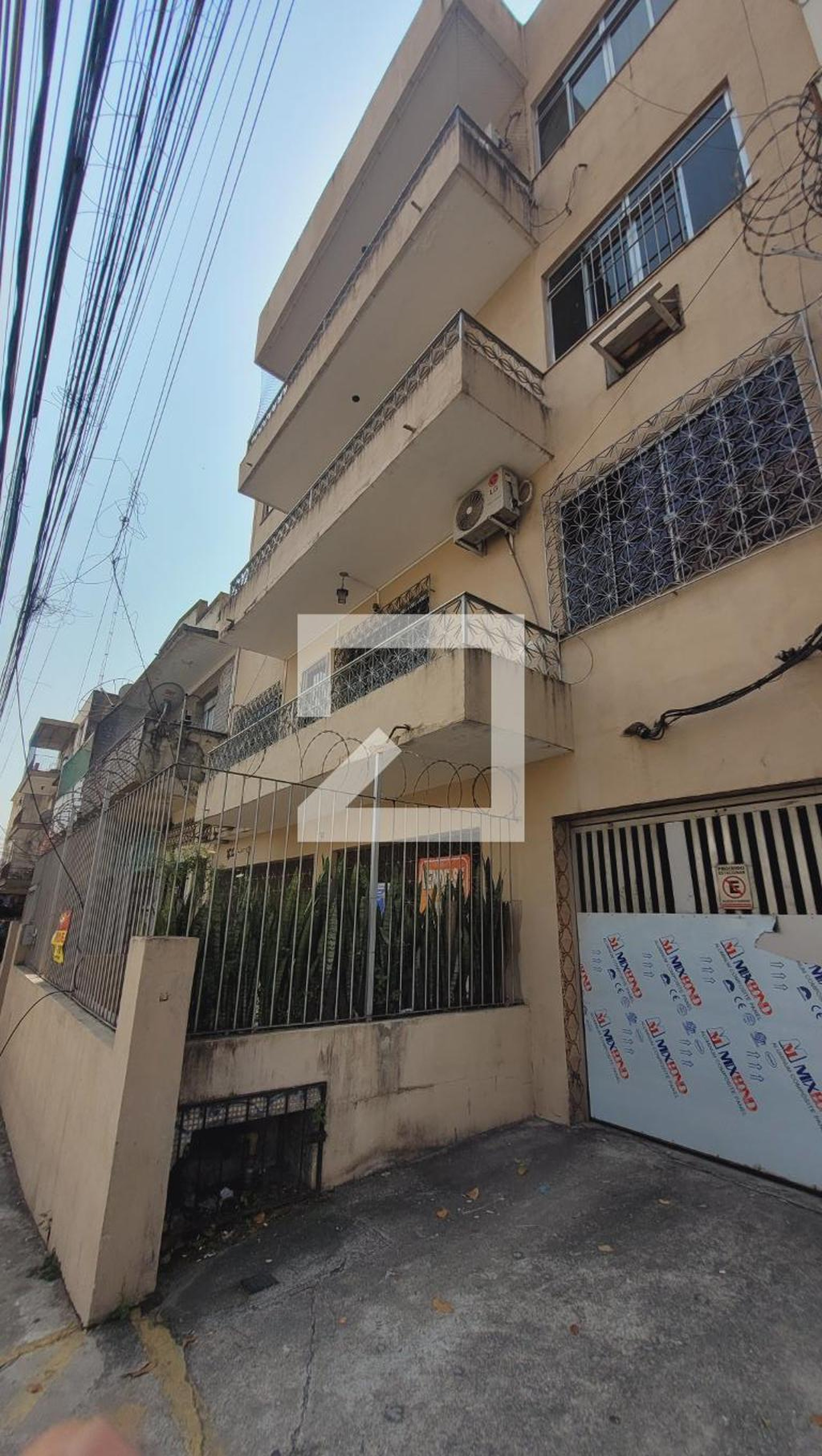 Fachada Condomínio em Avenida Ministro Edgard Romero, 882