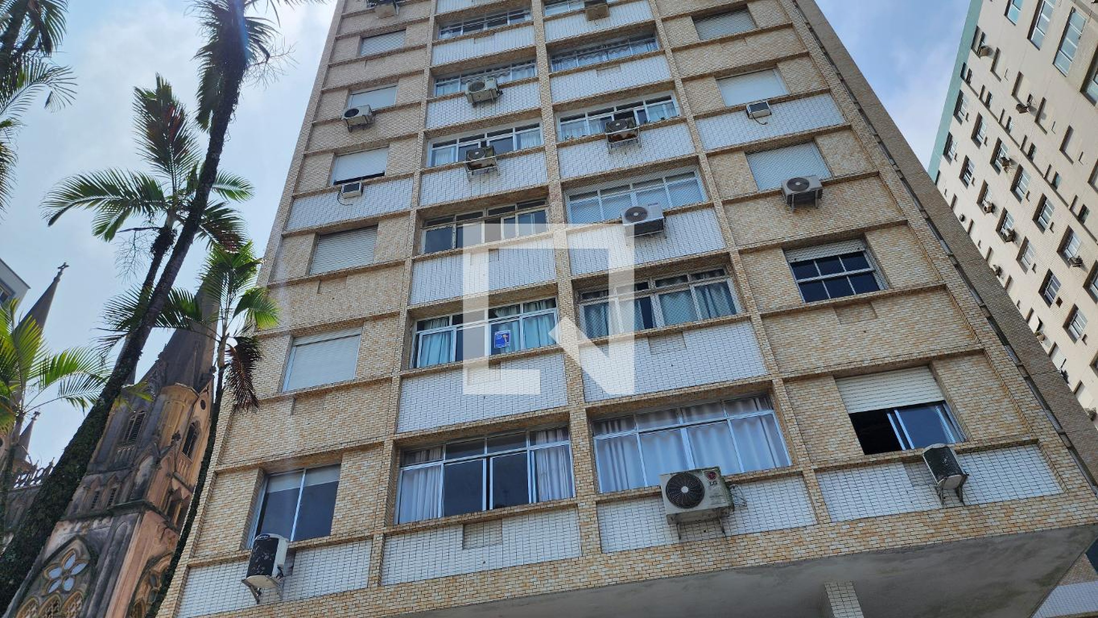 Fachada Condomínio Lucy