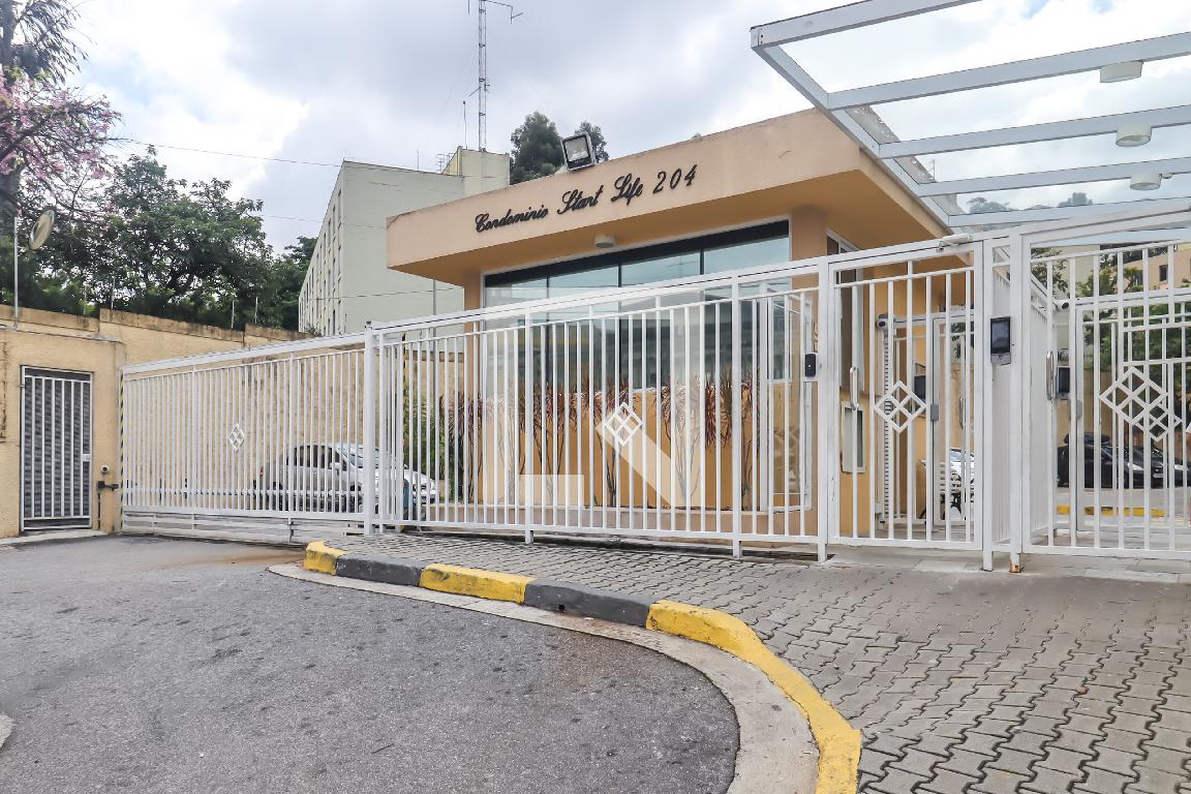 Fachada Condomínio Start Life