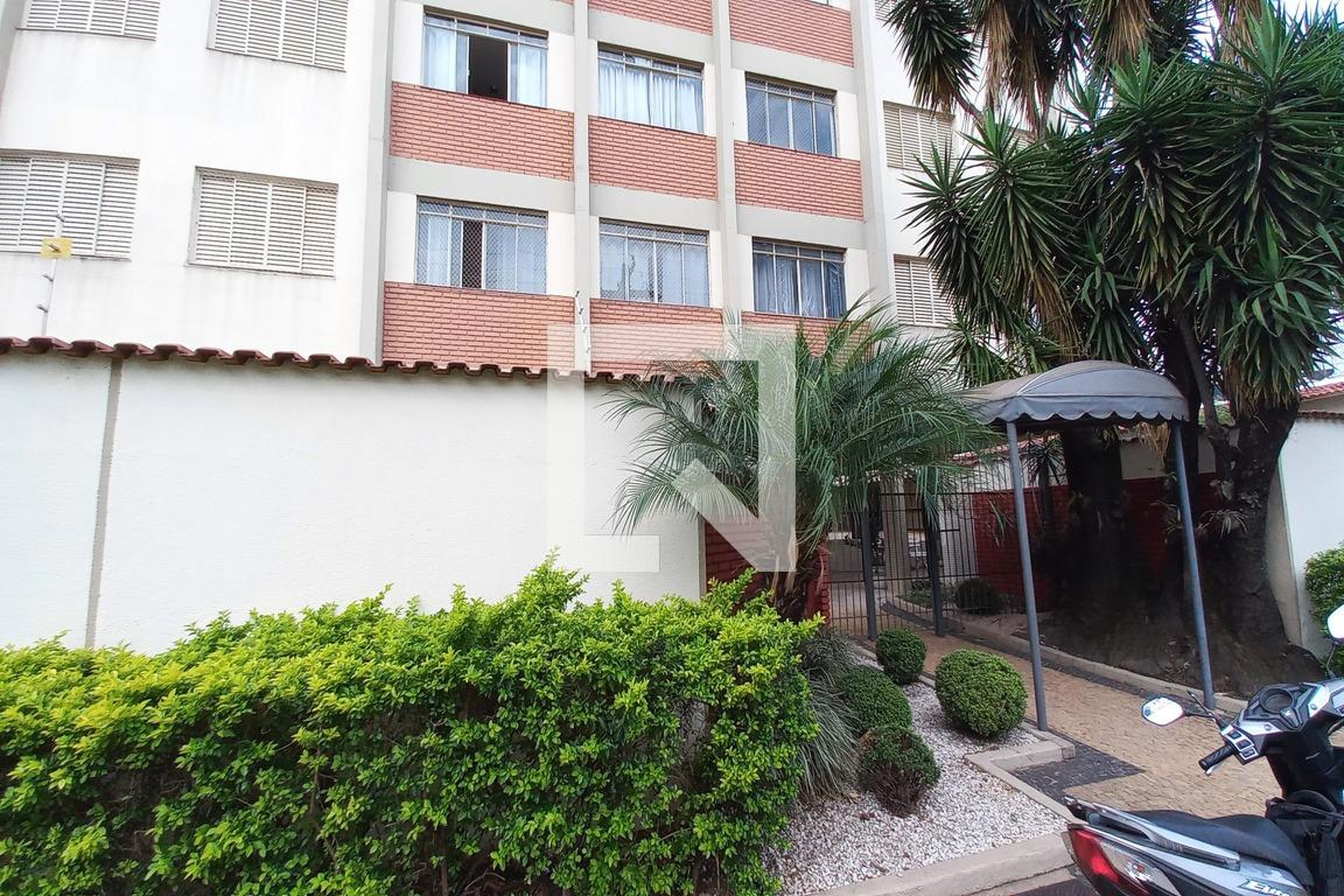 Fachada do Prédio Condomínio Juruá