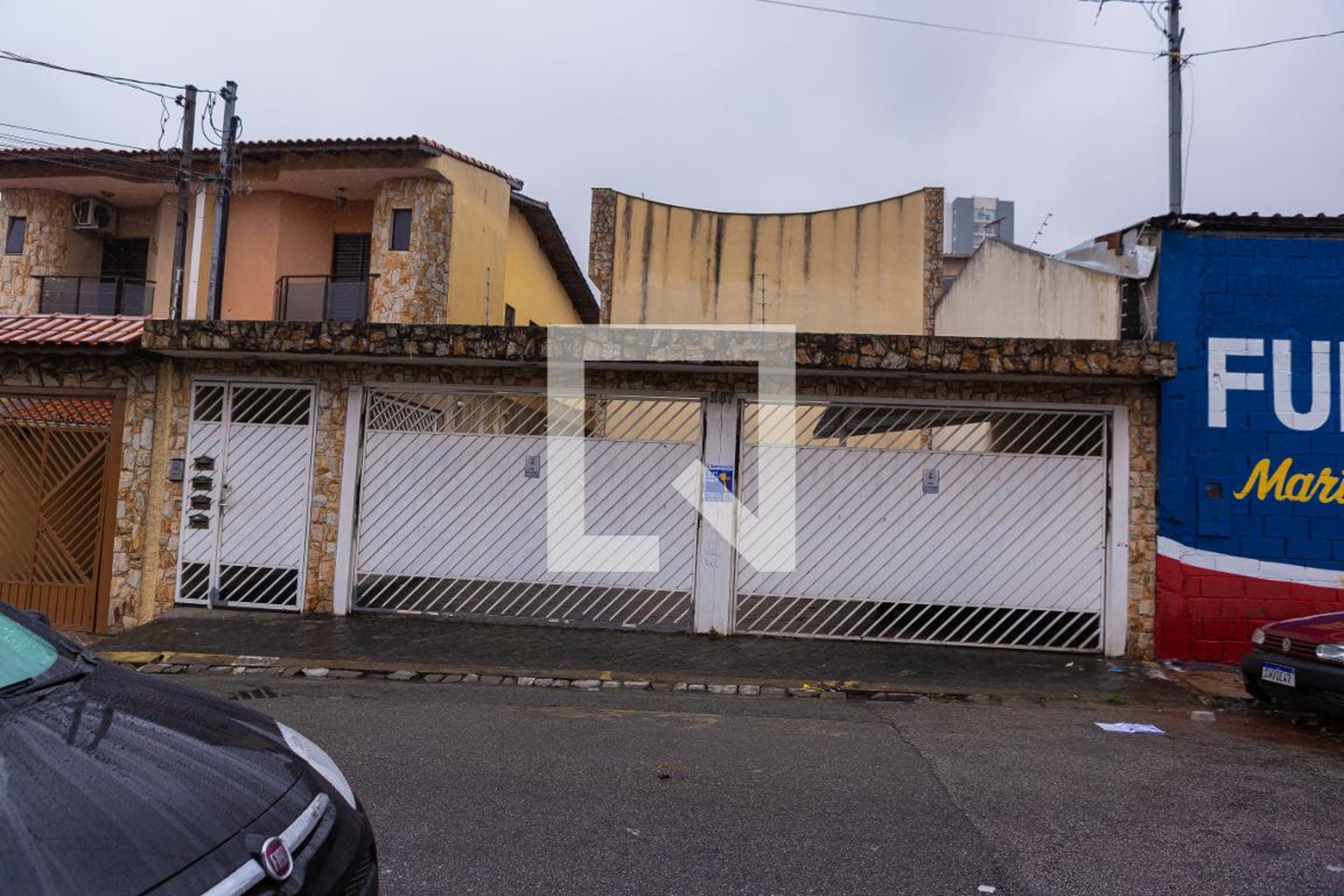 Fachada Condomínio em Rua Rodrigo Monteiro de Barros, 267