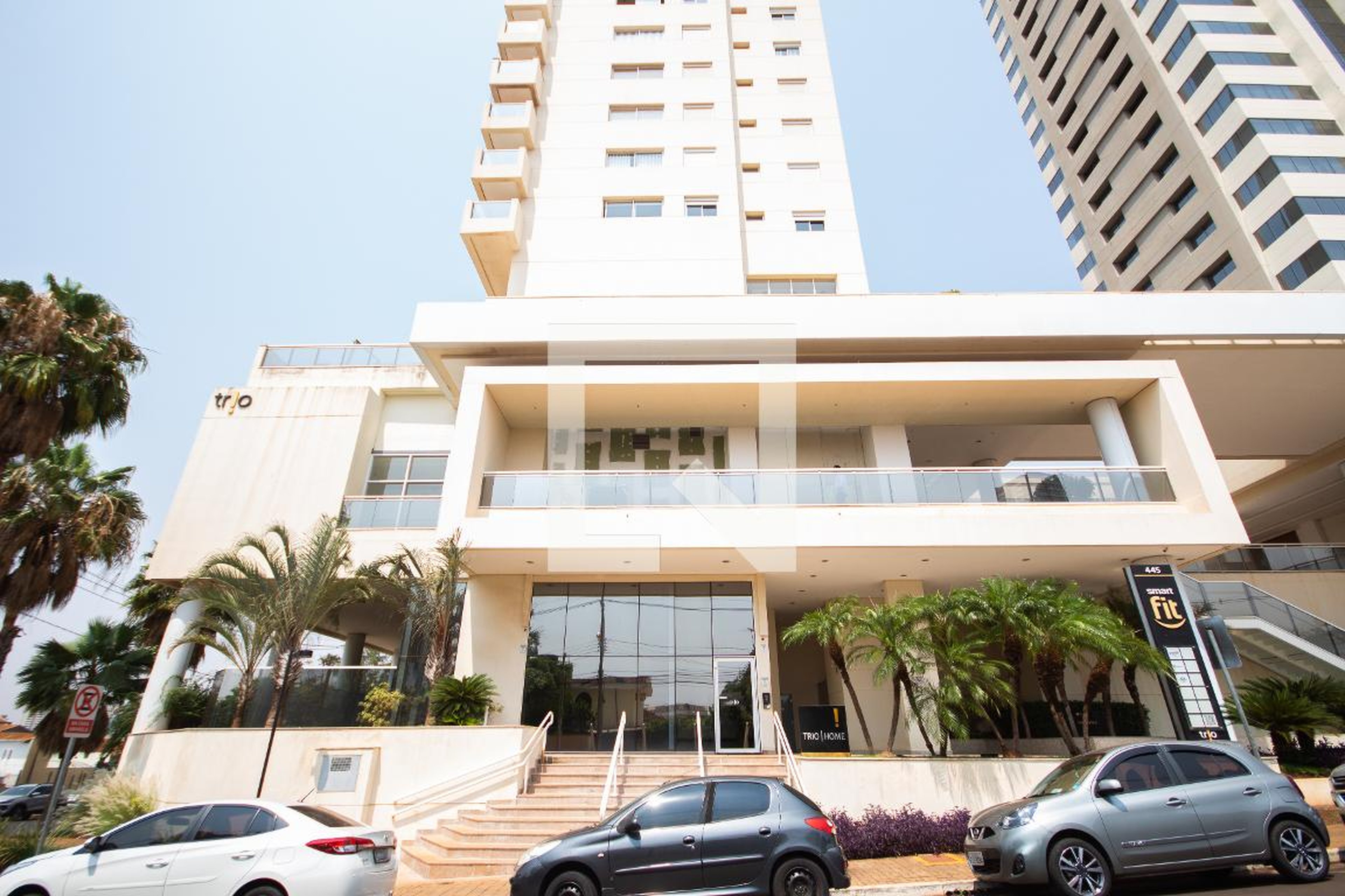 Fachada do Prédio Condomínio Trio Home