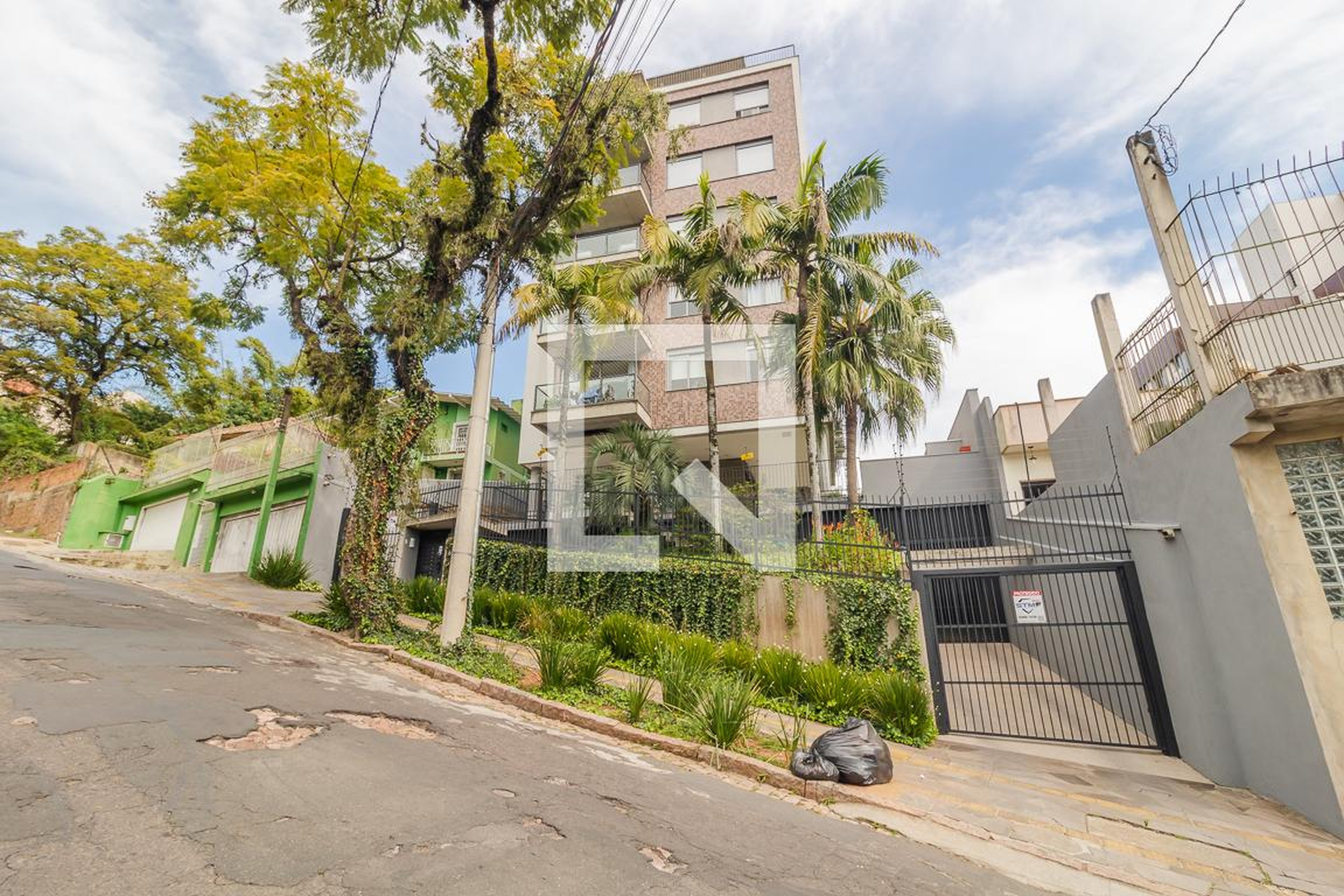 Fachada Residencial Lírios do Campo