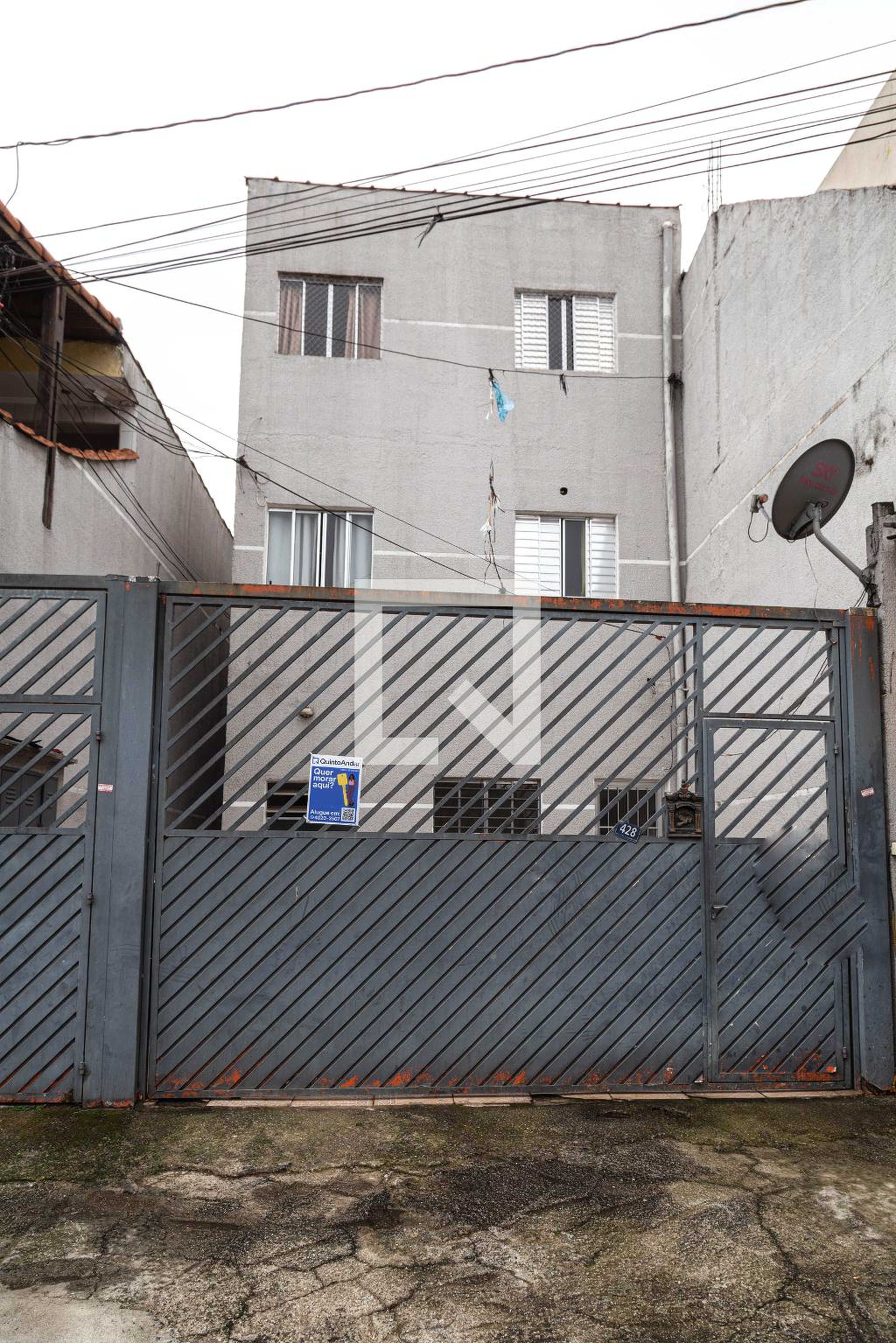 Fachada Condomínio em Rua João Batista Carneiro, 458