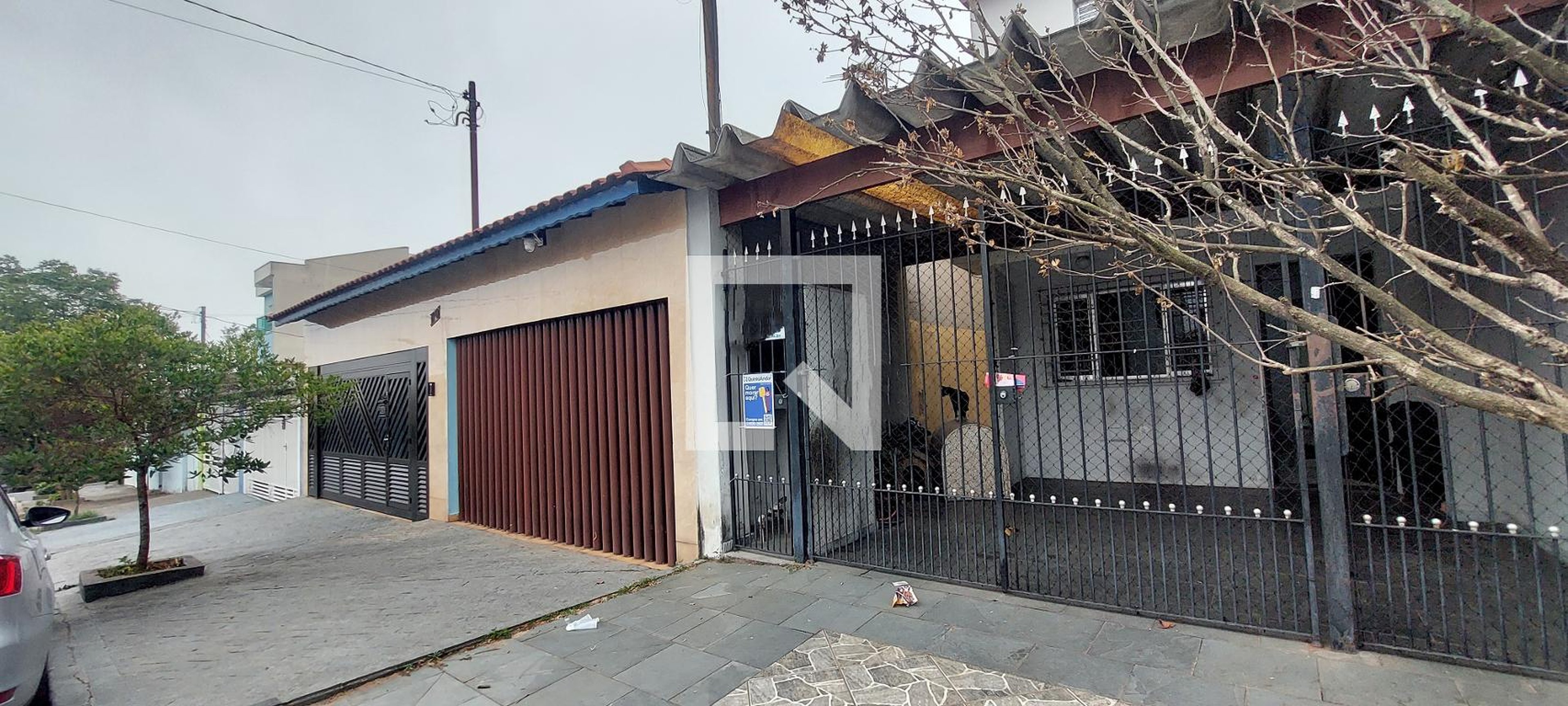 Fachada Condomínio em Rua Hipólito da Costa, 164