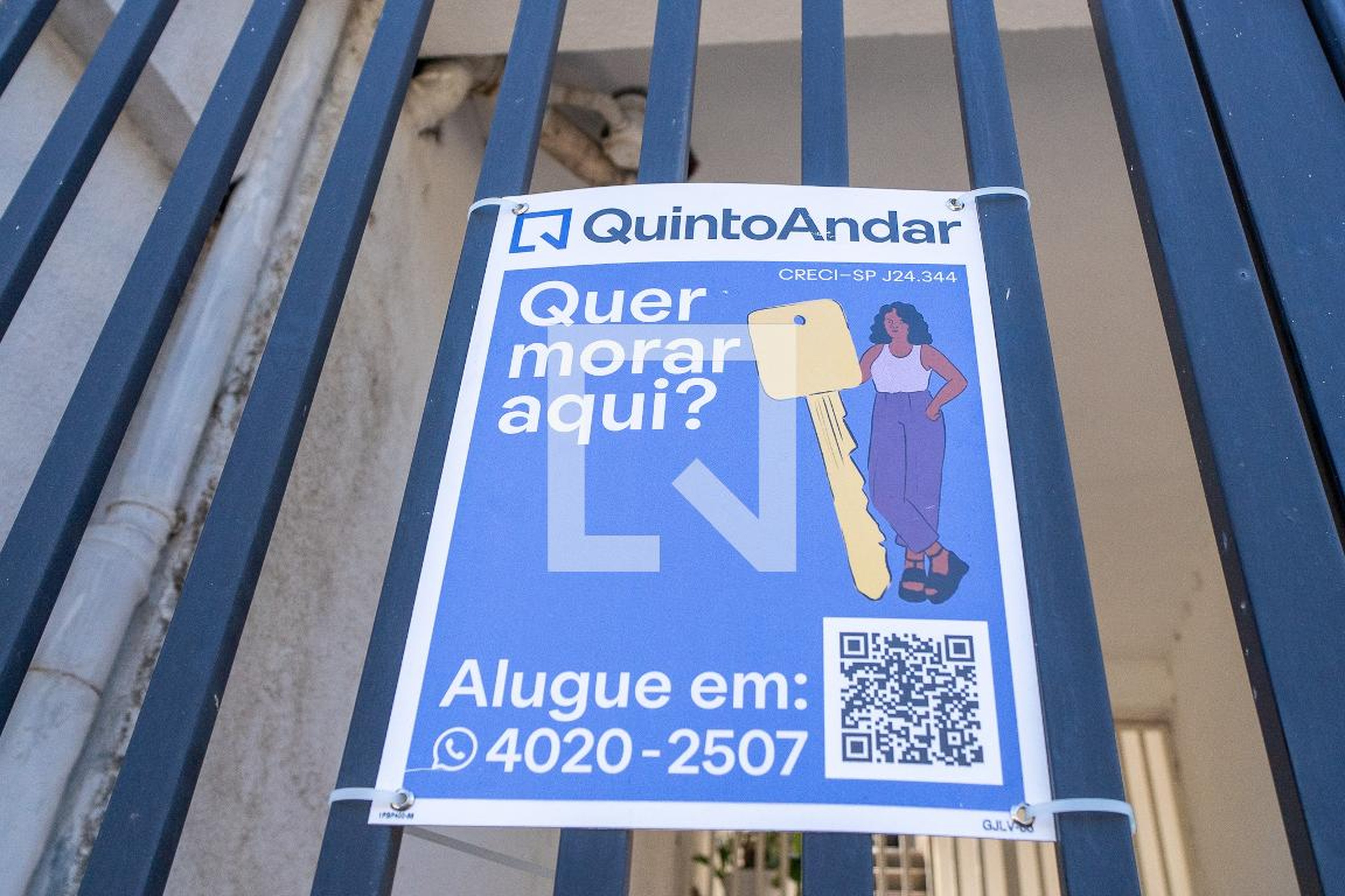 Fachada Condomínio em Rua Fernão Dias, 10