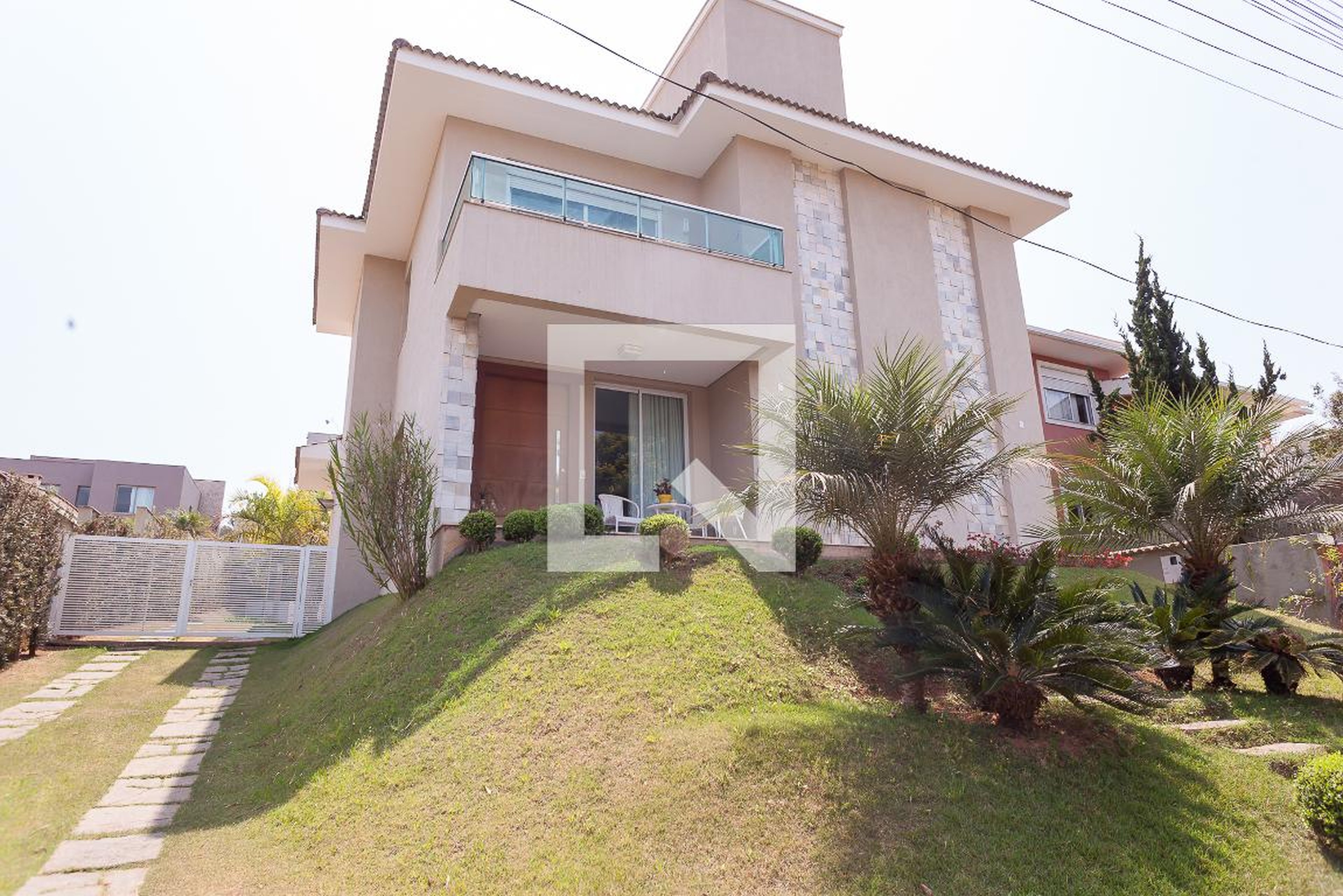 Fachada Condomínio em Rua das Hortências, 365