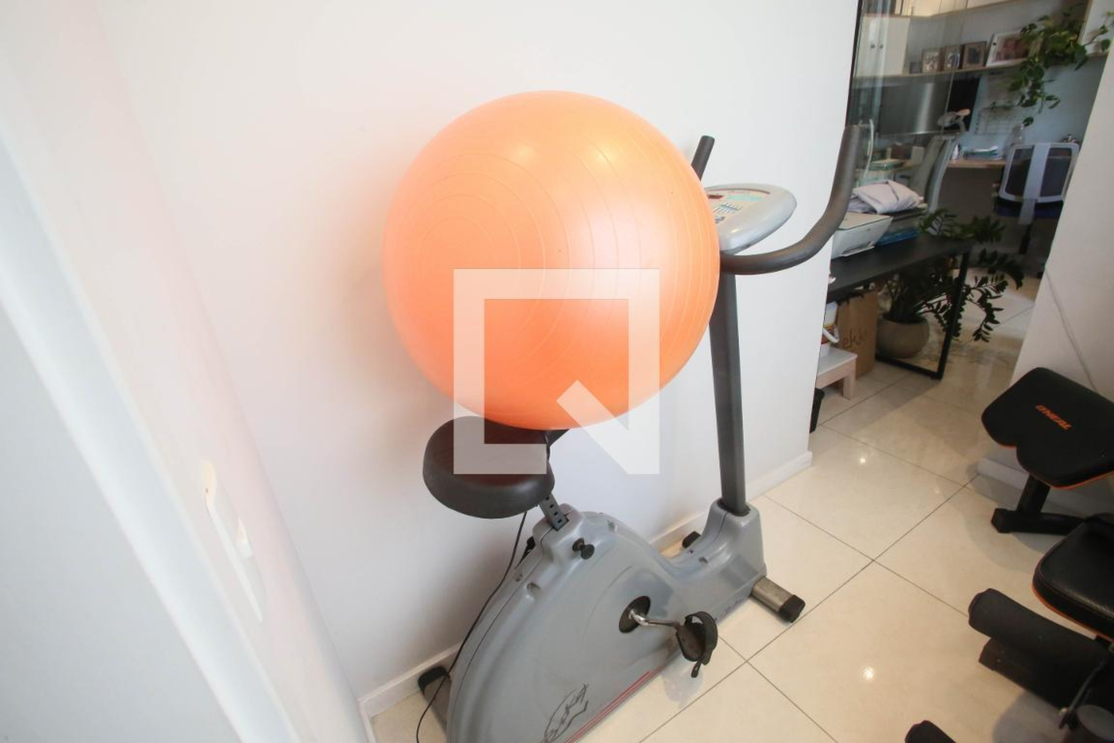 Academia - Village Royal