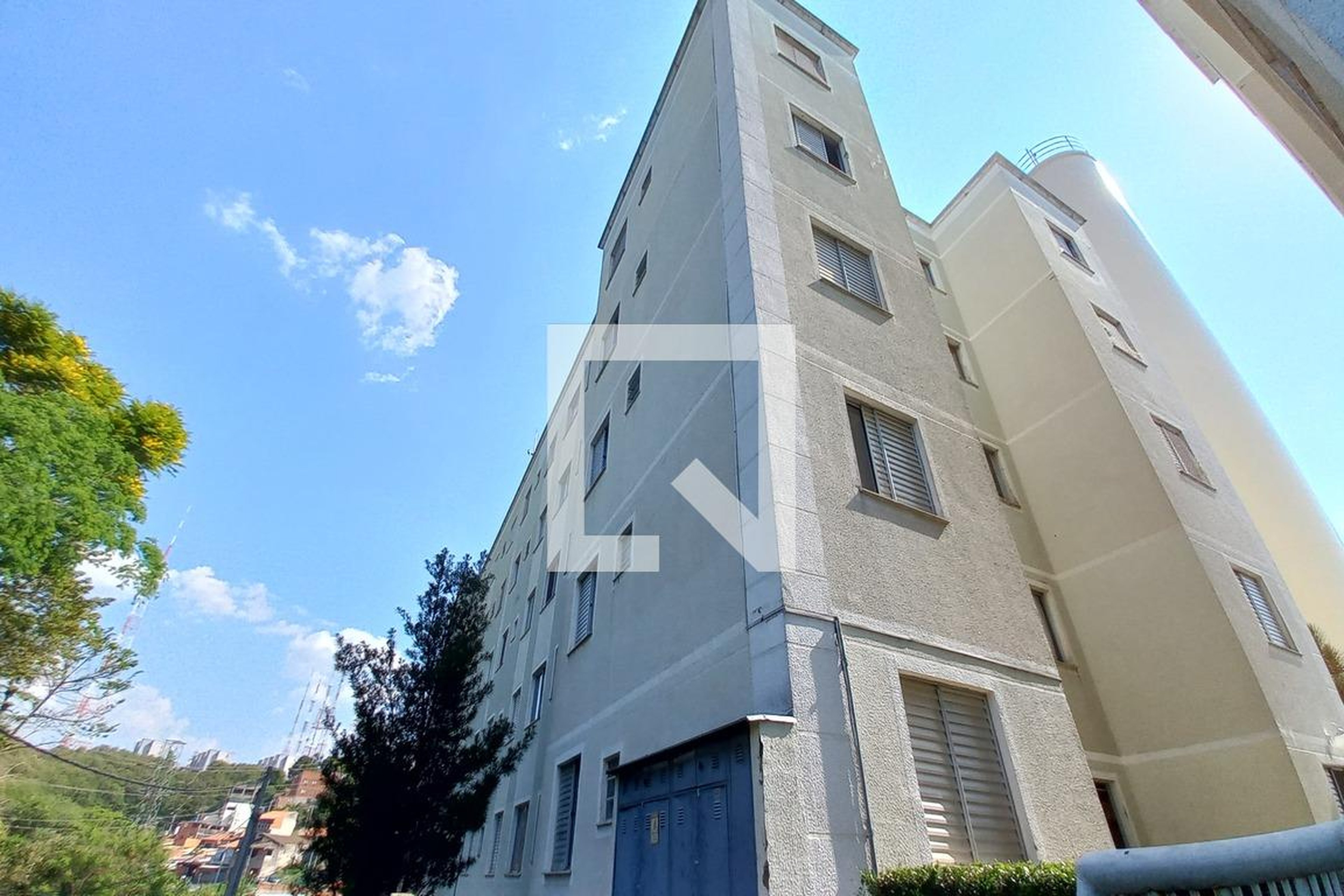 Fachada do Prédio Condomínio em Rua Professora Maria Pilar Bórgia, 1050