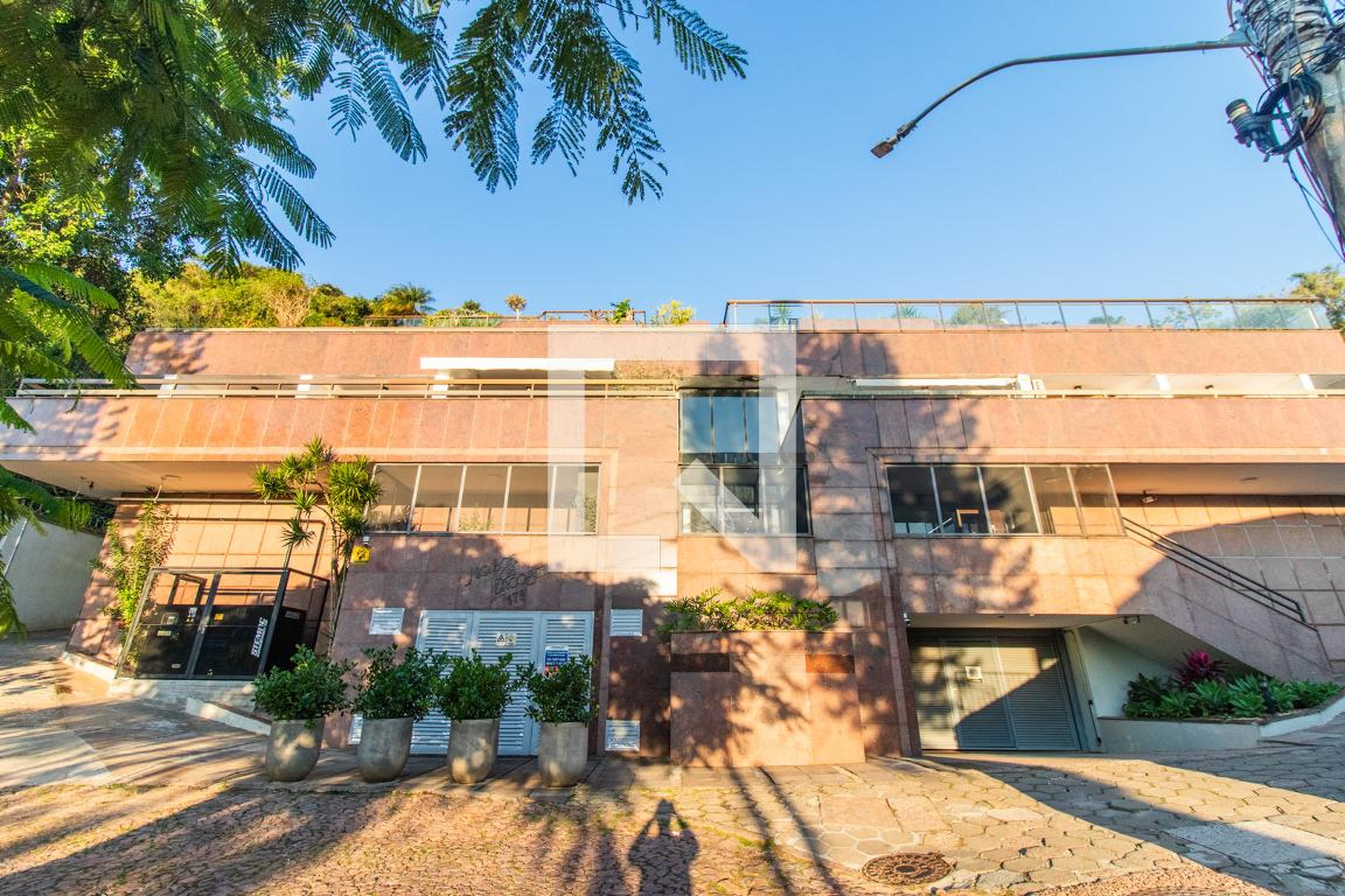 Fachada Condomínio Morada da Encosta