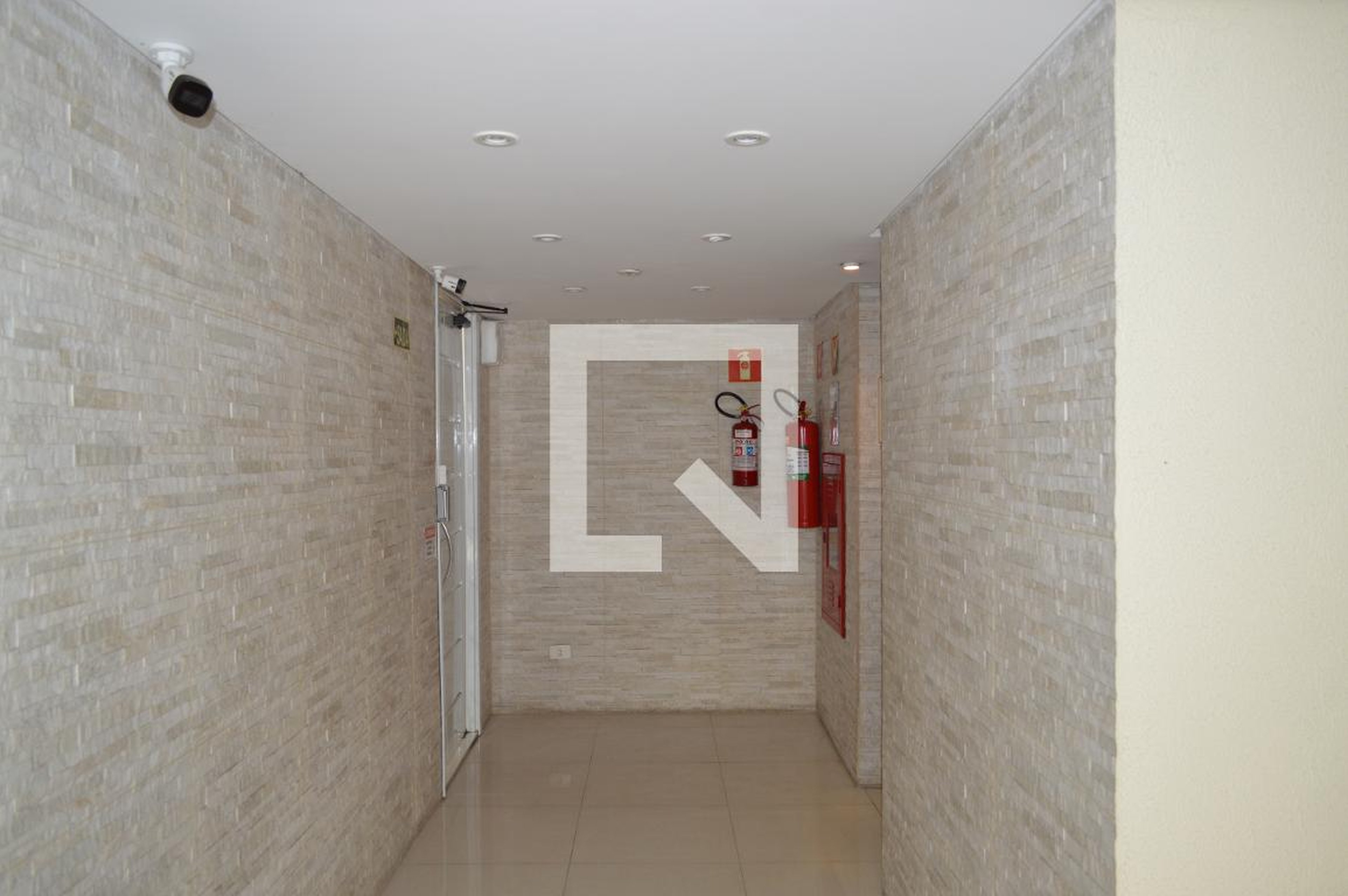 Hall - Dona Rita