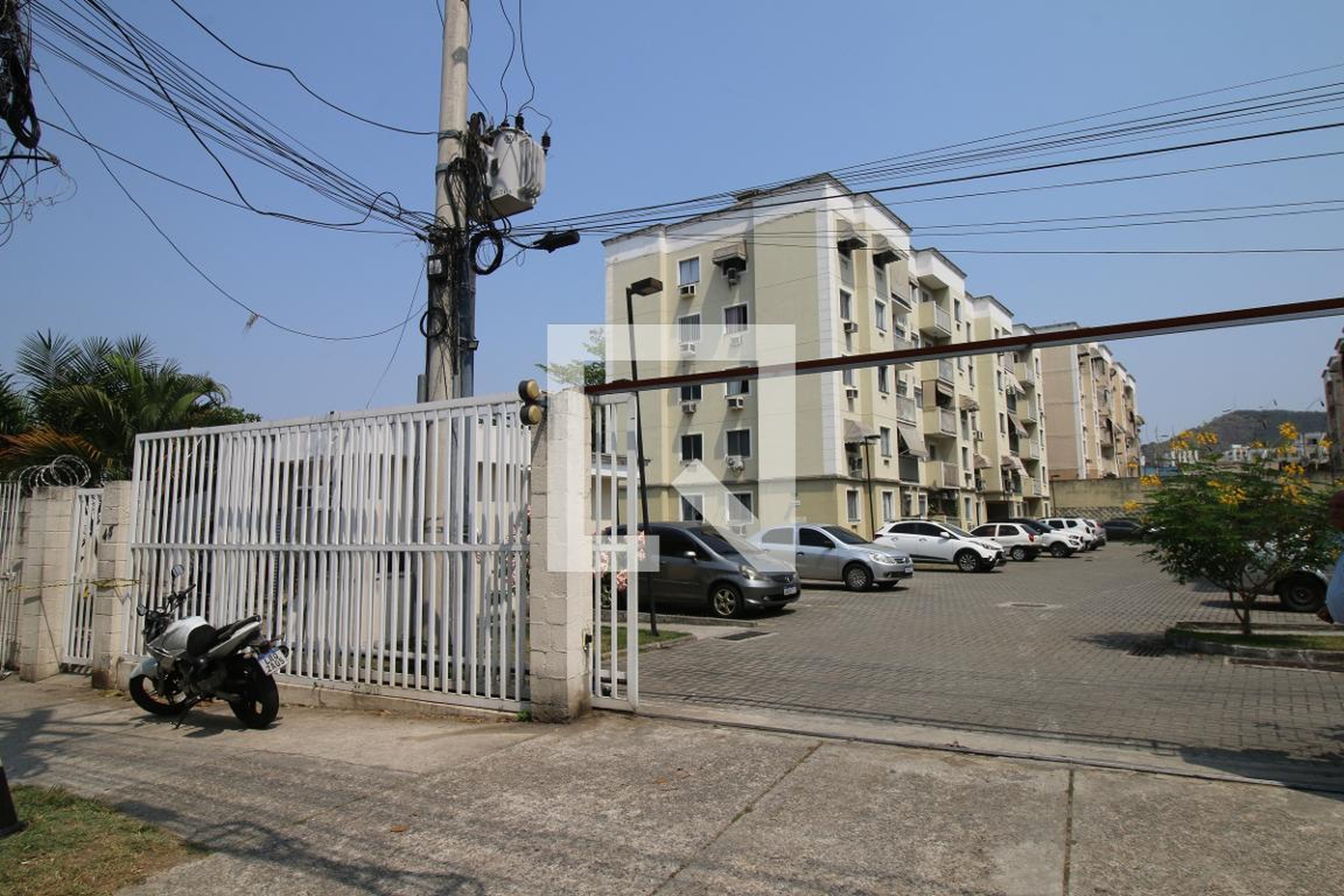 Fachada do Condomínio Condomínio Espaco Engenho Life III