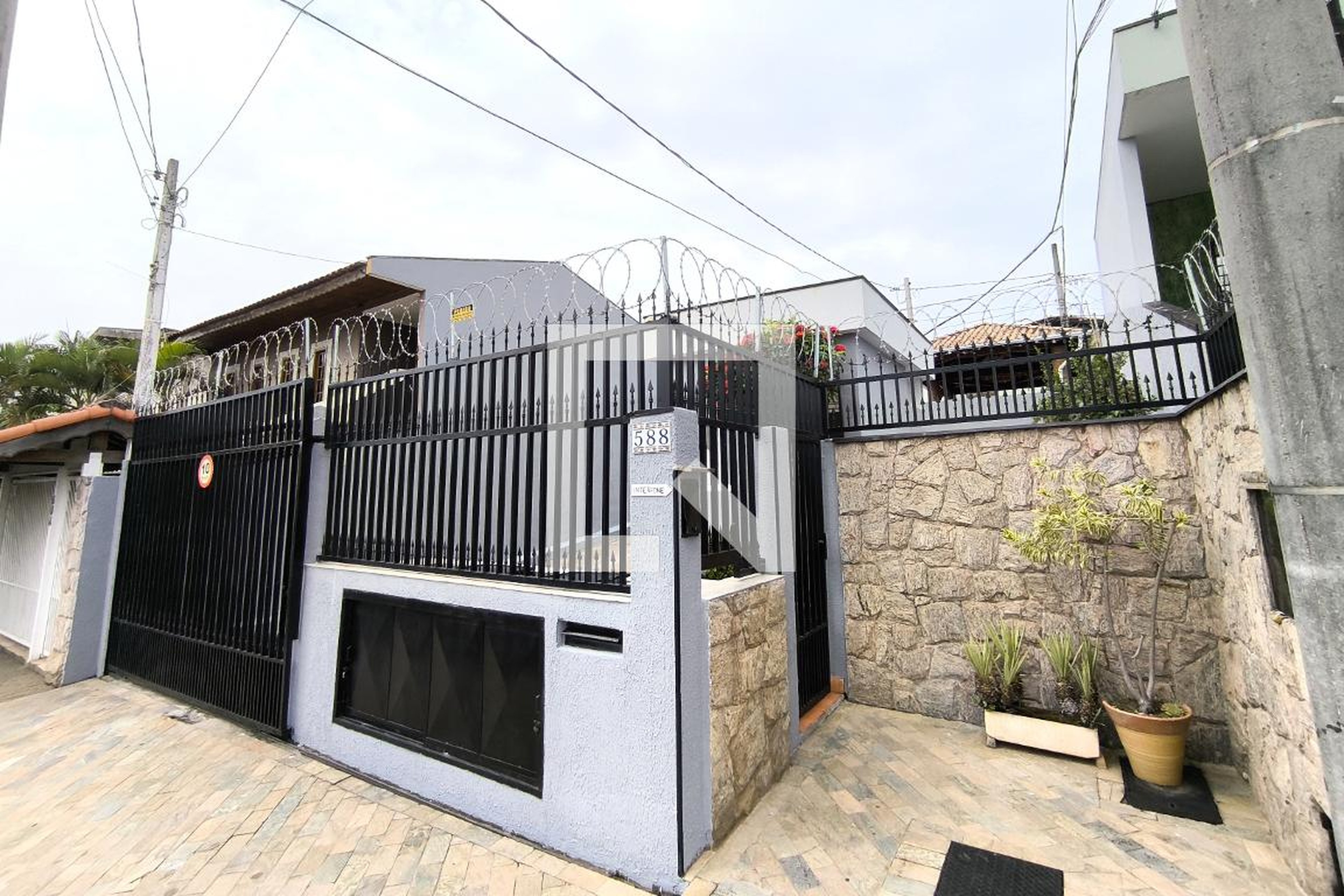 Fachada Condomínio em Avenida Jacinto Nalini, 588