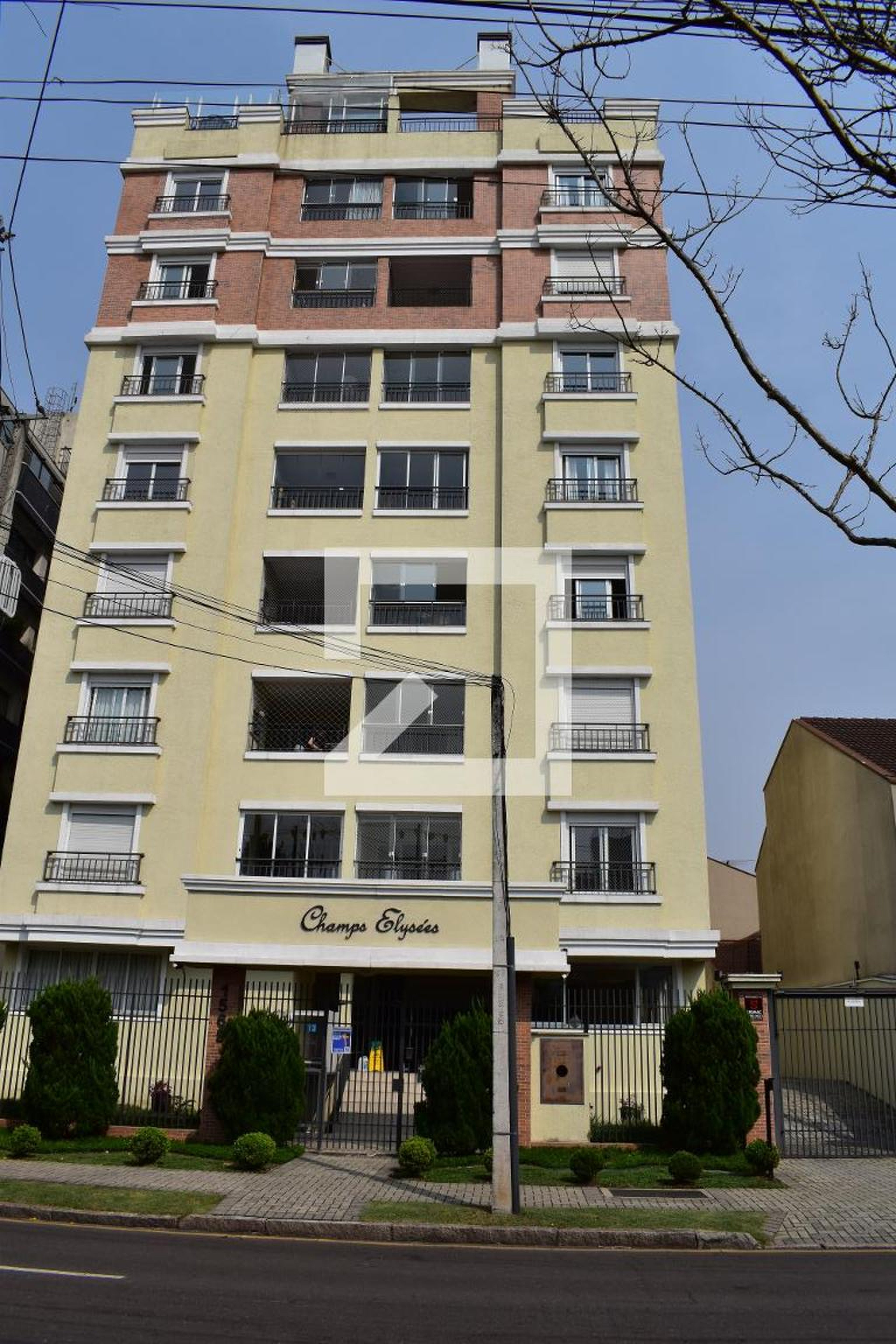 Fachada Residencial Maison Champs Elysees