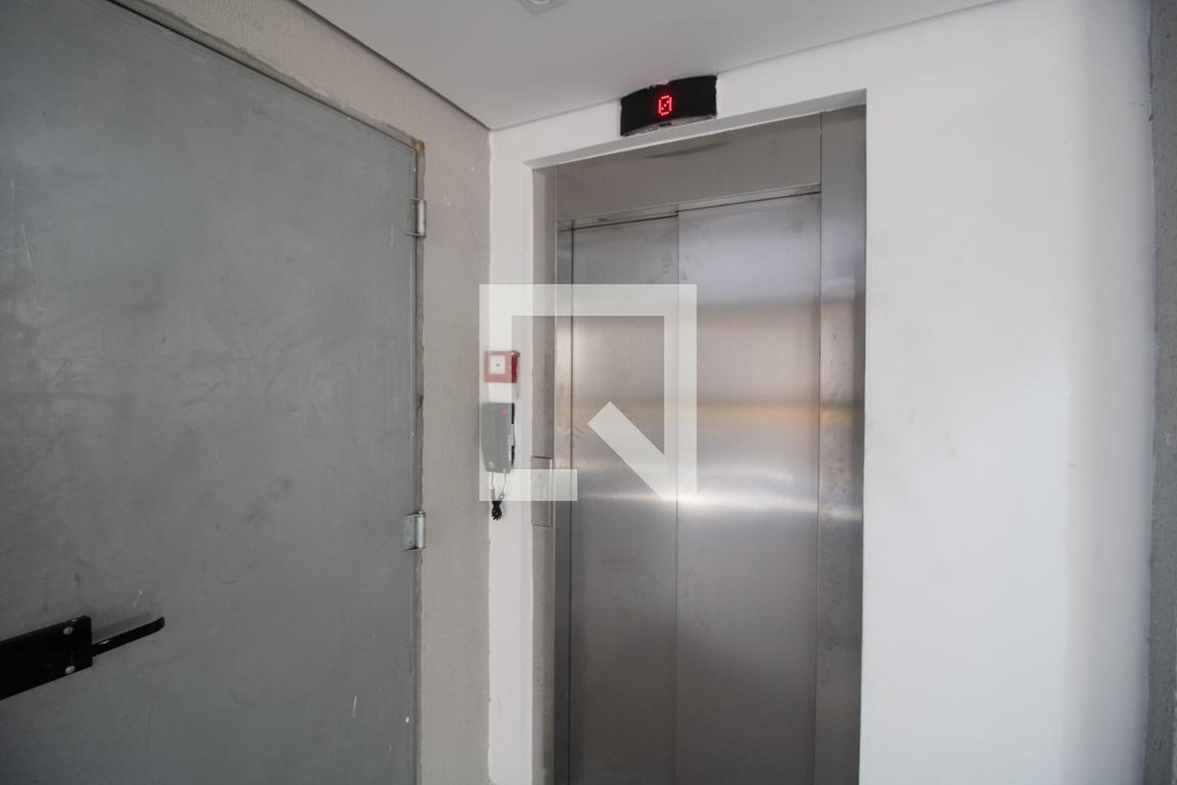 Elevador - Residencial MS Cavalcante