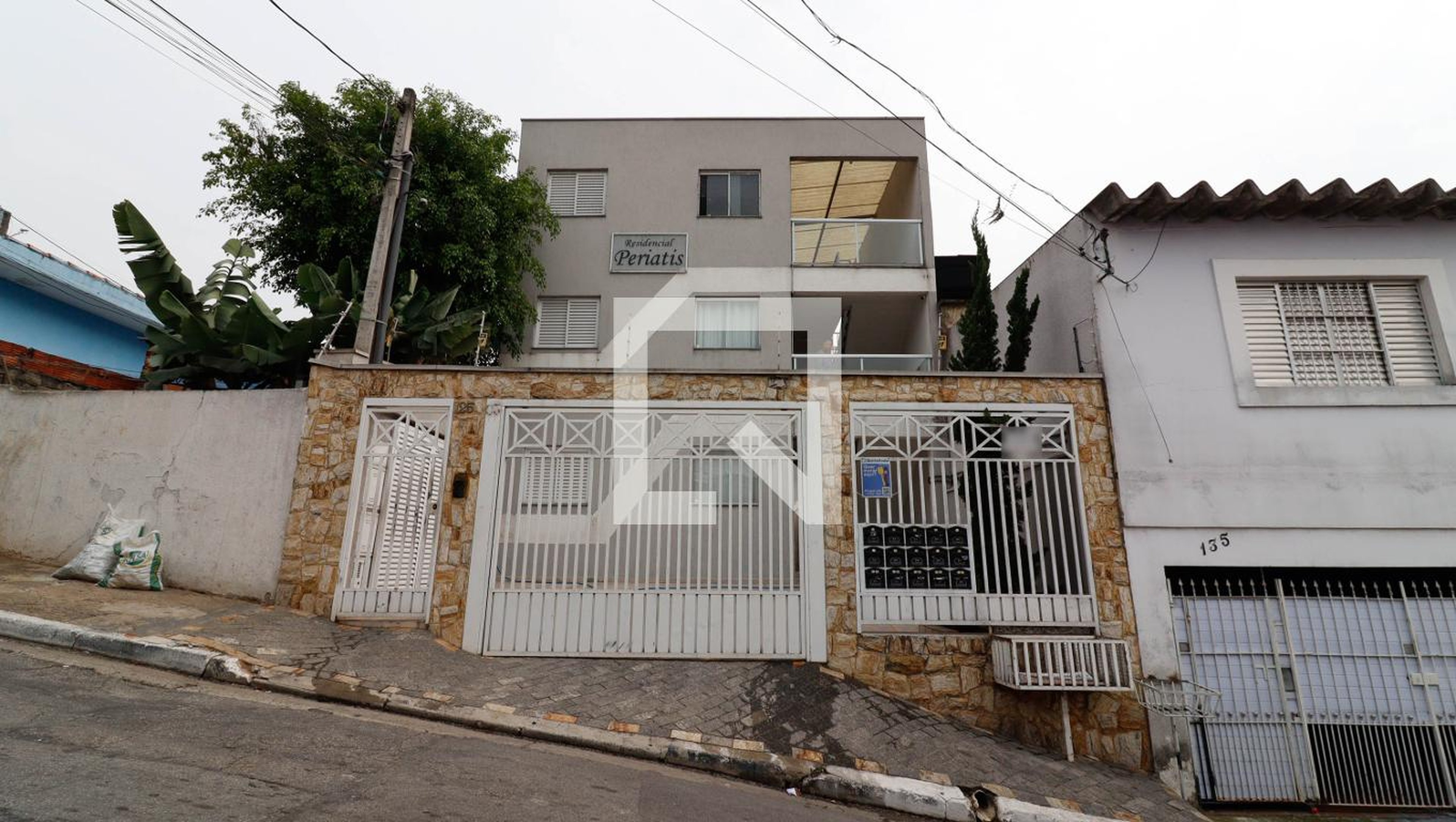 Fachada Residencial Periatis
