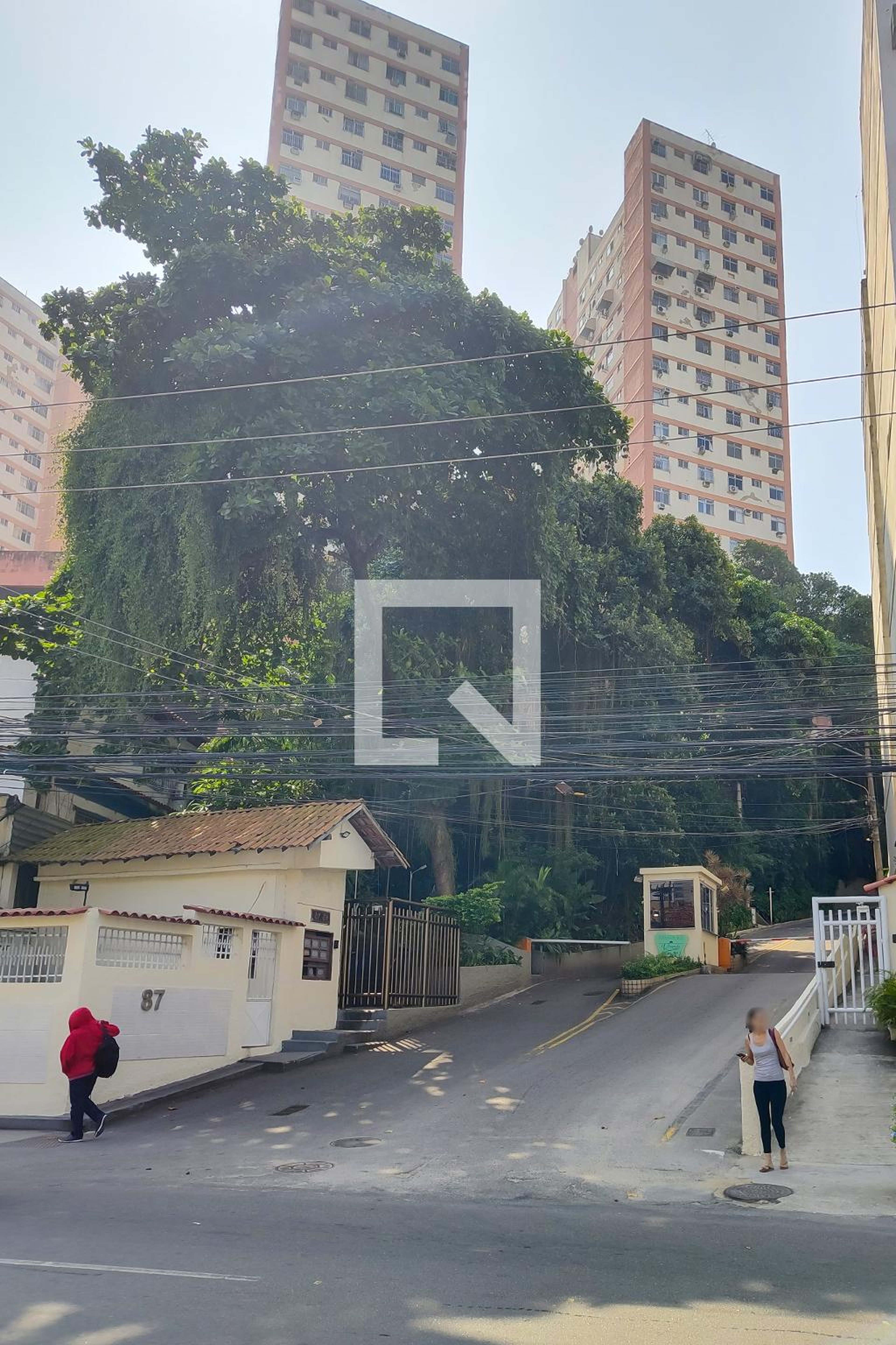 Fachada do condomínio Condomínio em Rua Doutor Paulo César, 89