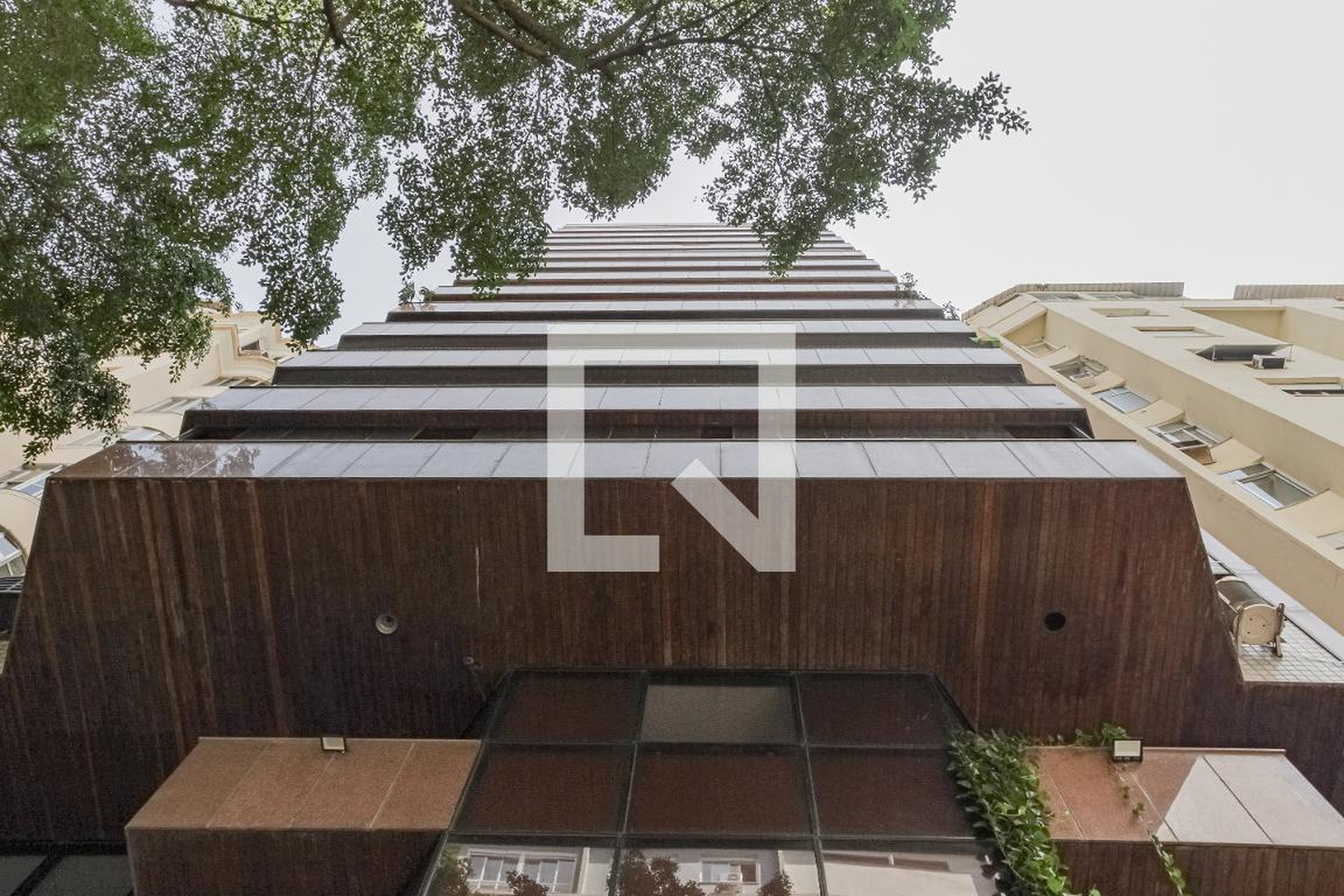 Fachada Condomínio Plaza Athenée