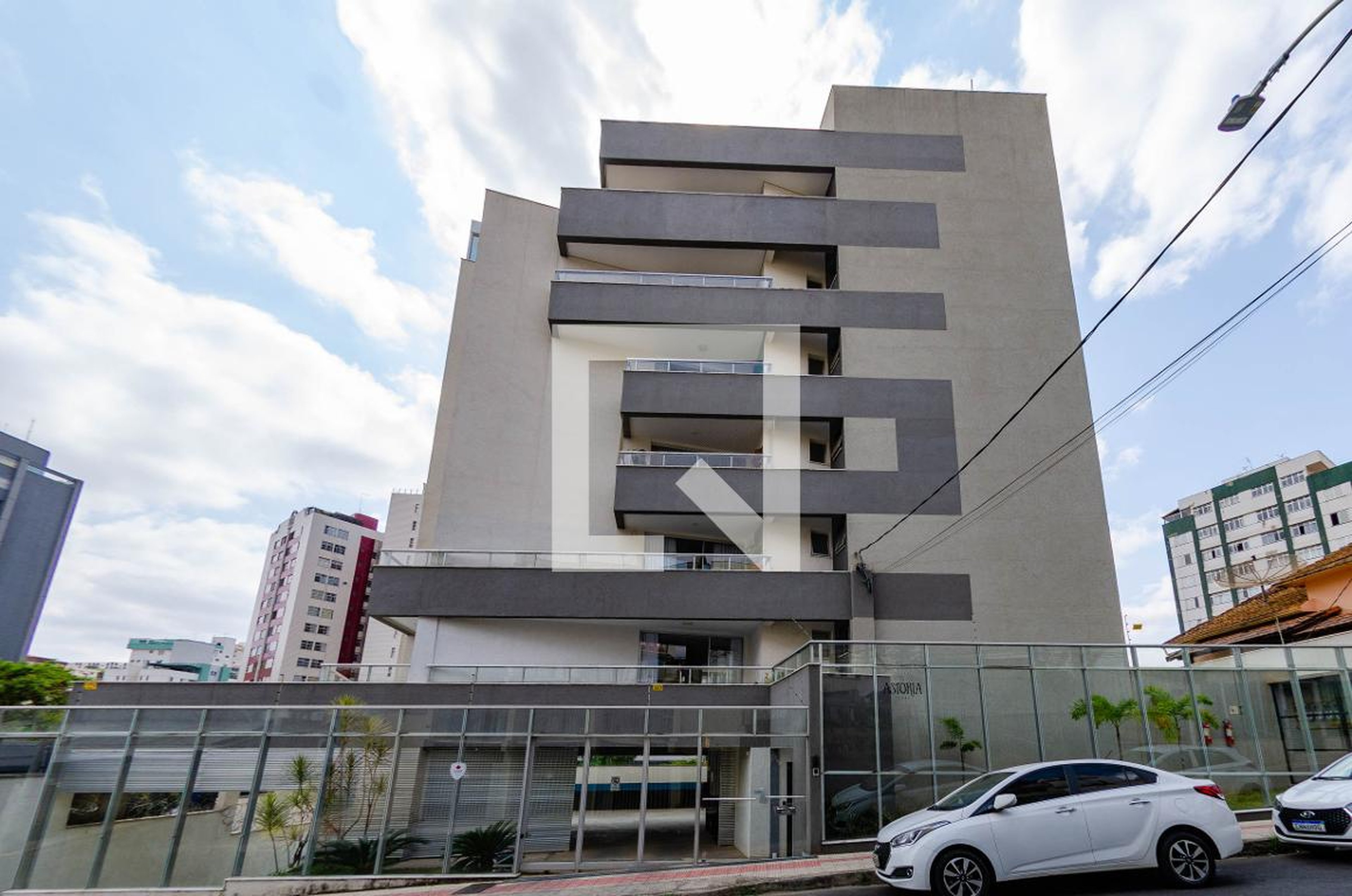 Fachada Condomínio Ed Astoria Residencial