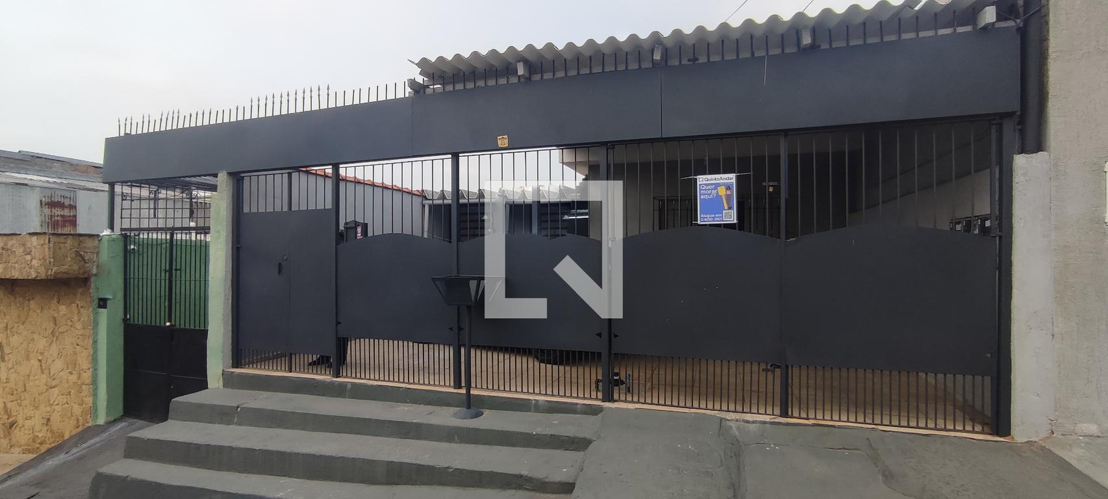 Fachada Condomínio em Rua Trapoeraba, 166